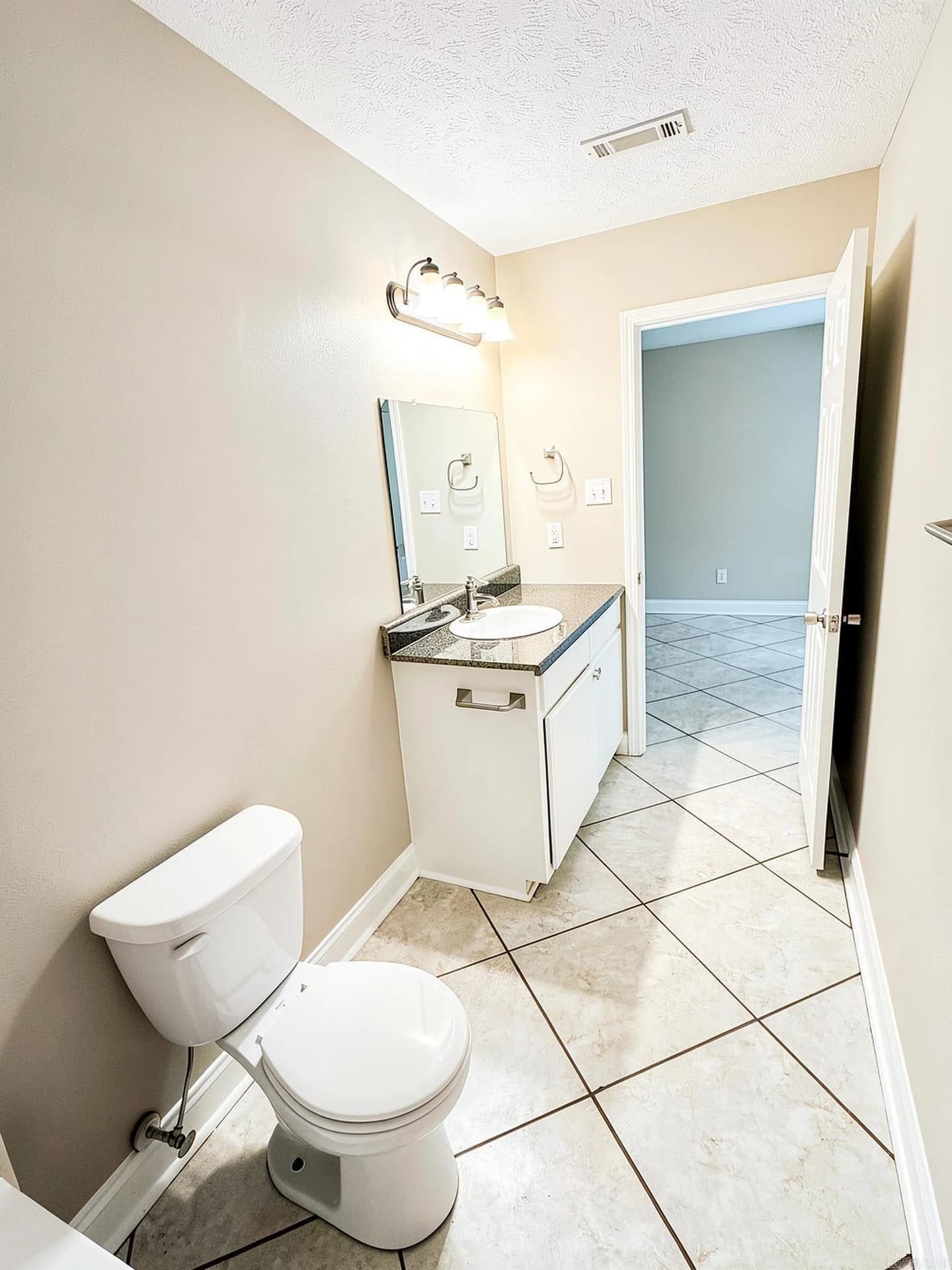 Property at 325  Clint - Image 13