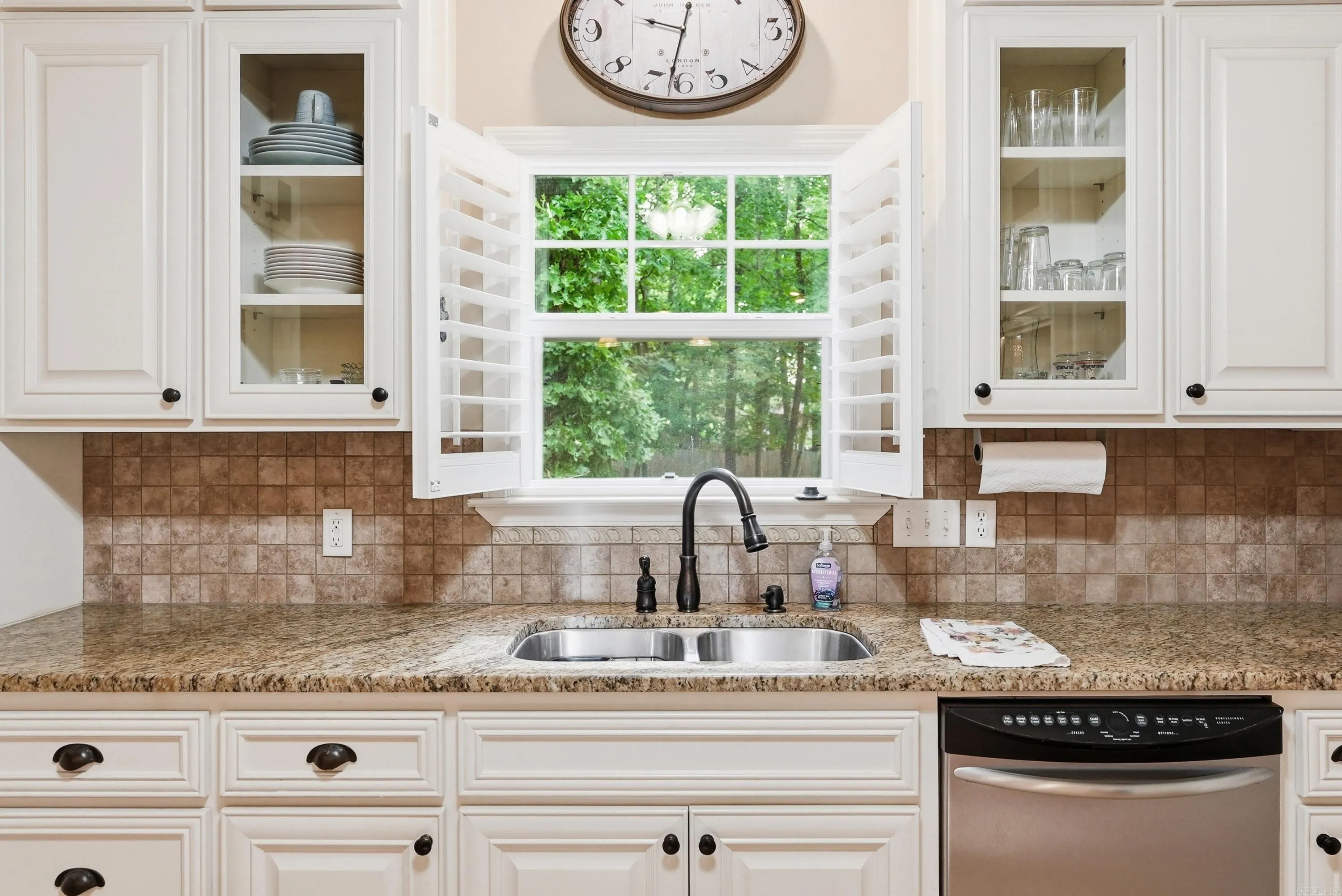 Property at 835  Davidson circle - Image 23