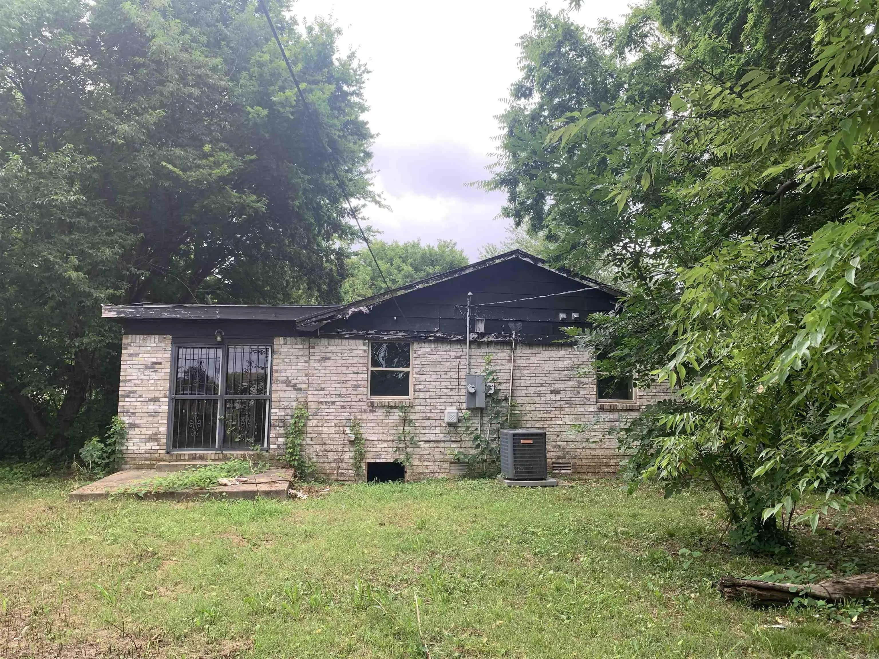 Property at 1112 S Pulaski - Image 2