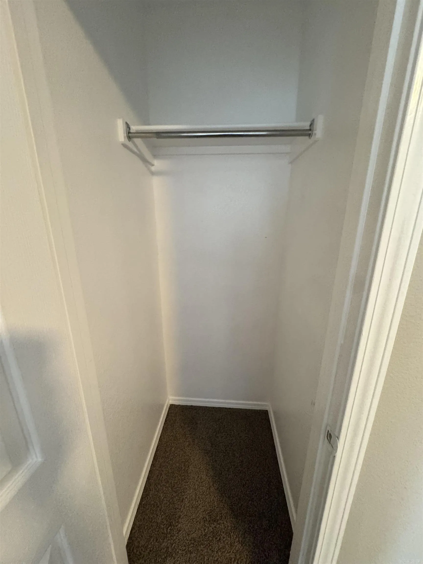 Property at 5041  Red fox - Image 10
