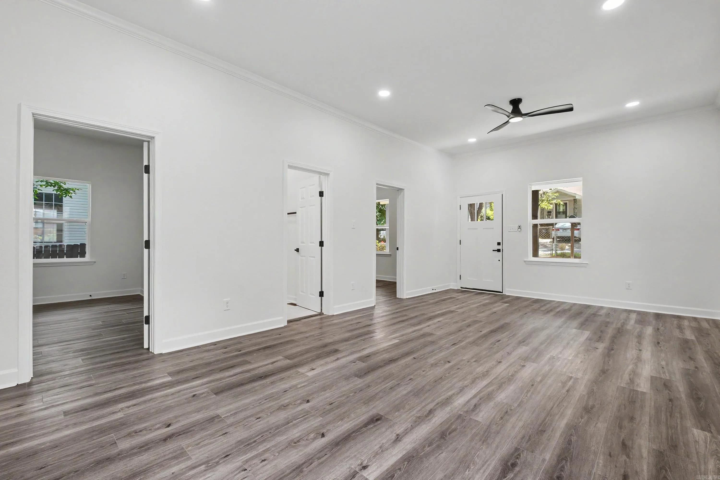 Property at 622  Denton - Image 6
