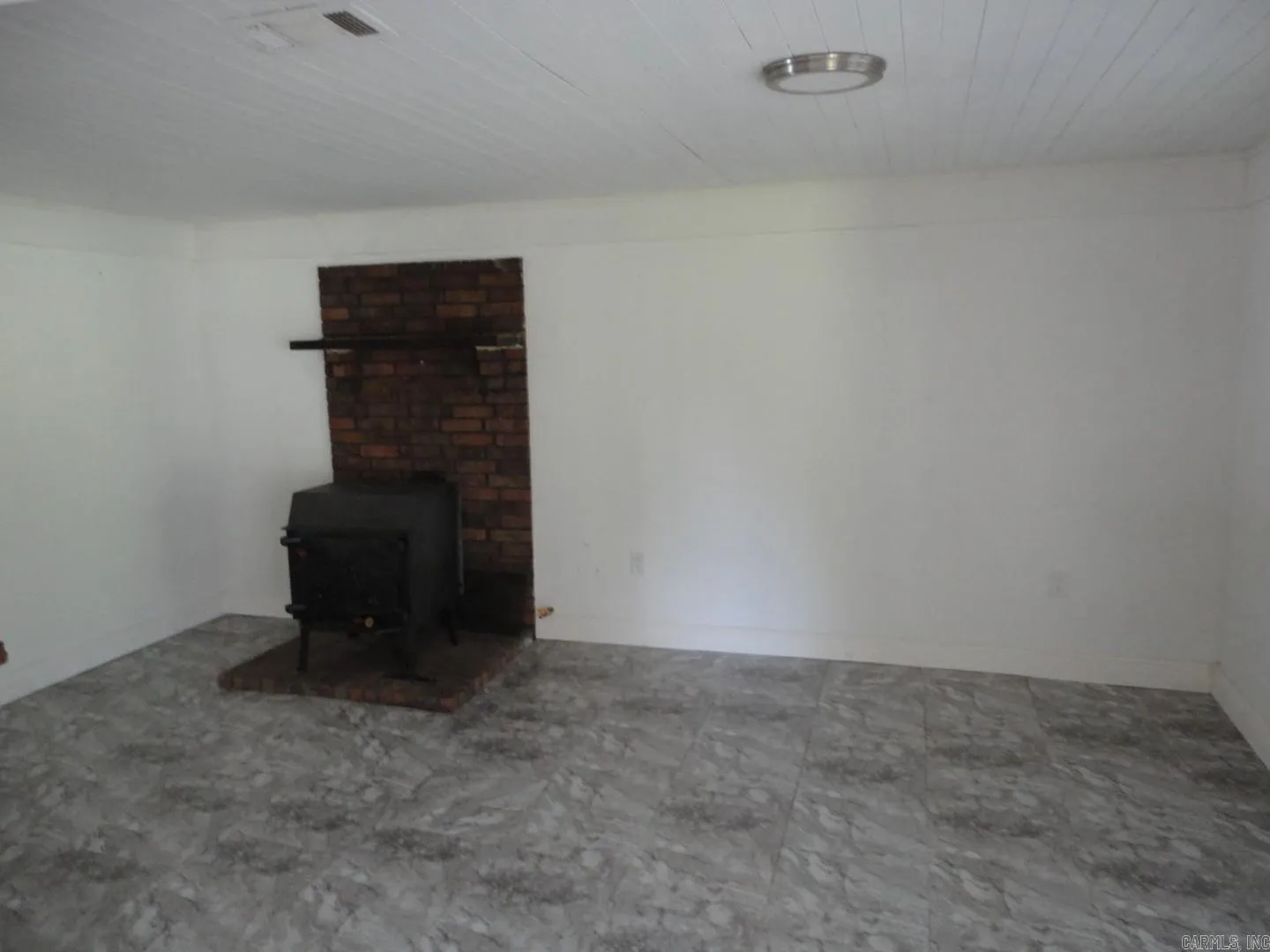 Property at 1153  Grant 53 - Image 6