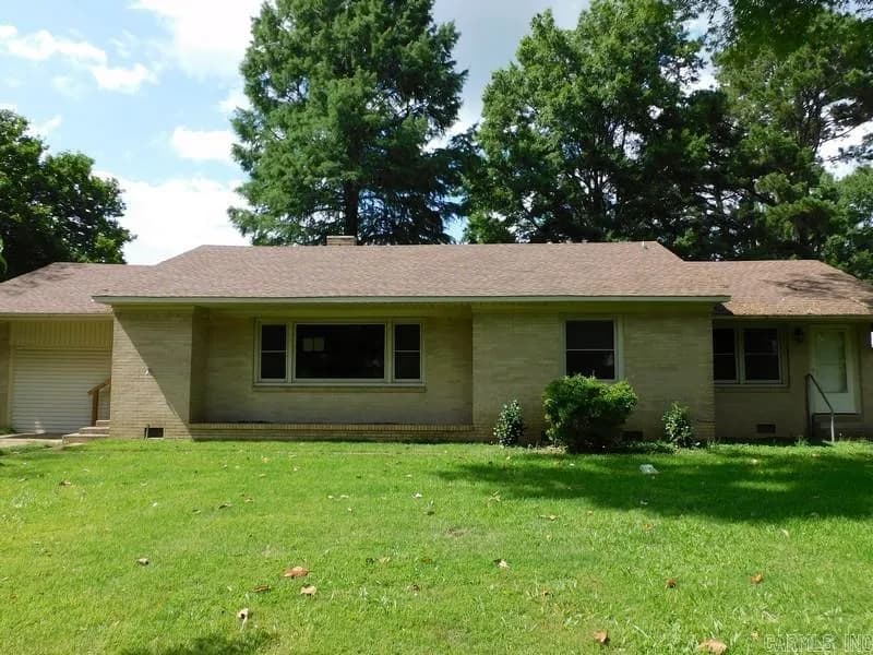 Property at 302 W Second - Image 1