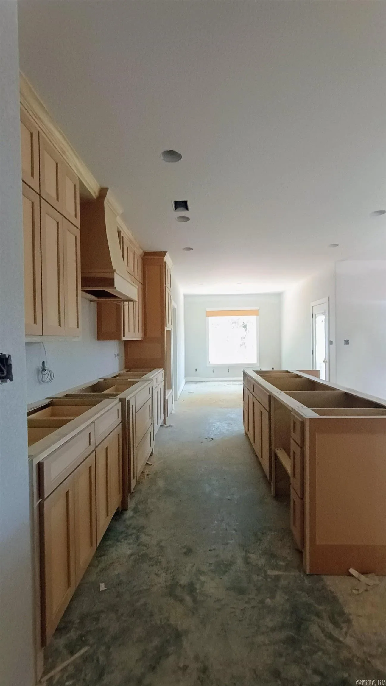 Property at 215  Trabecca - Image 2
