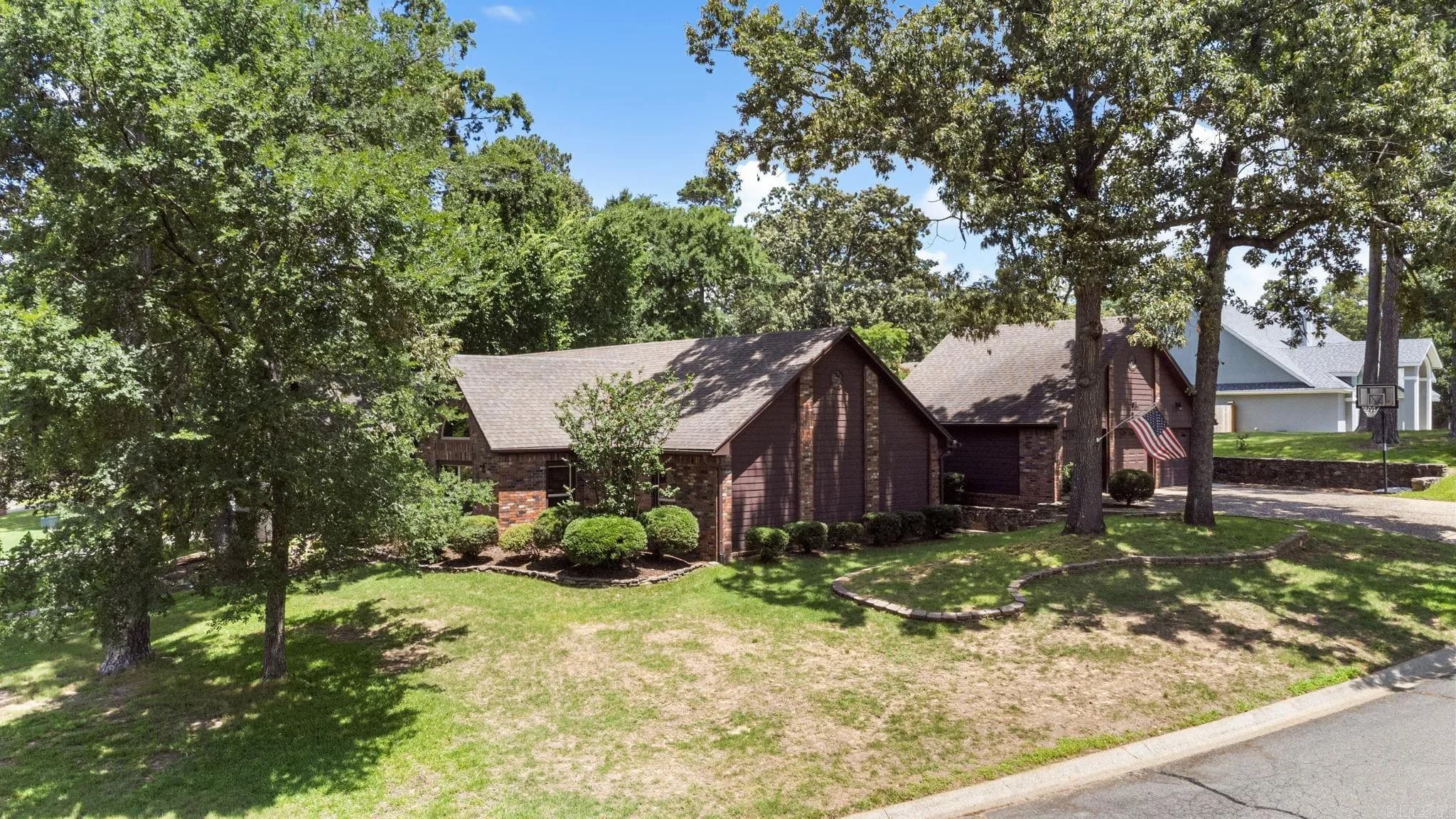 Property at 5  Breezewood cove - Image 42