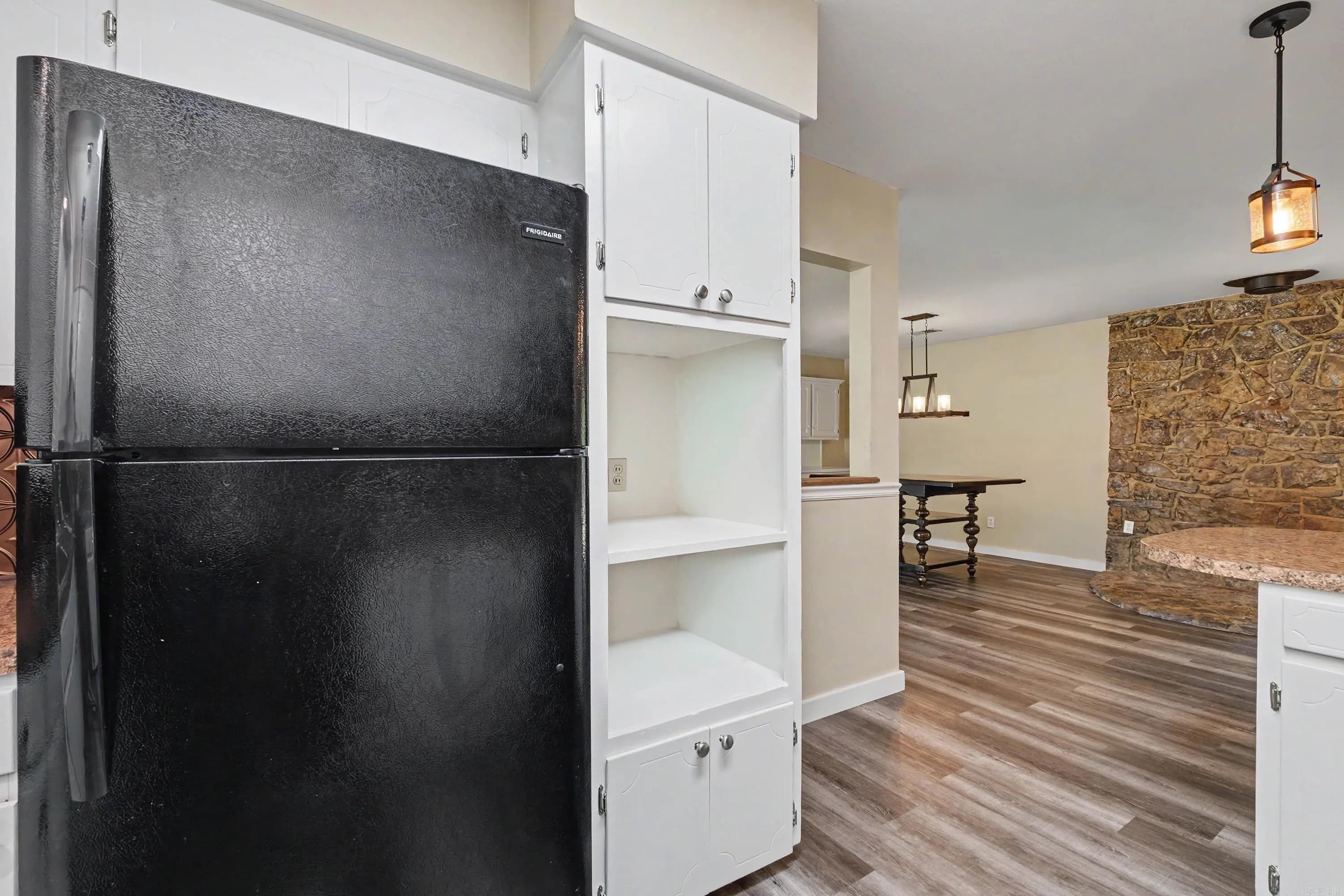 Property at 48 E Main - Image 19