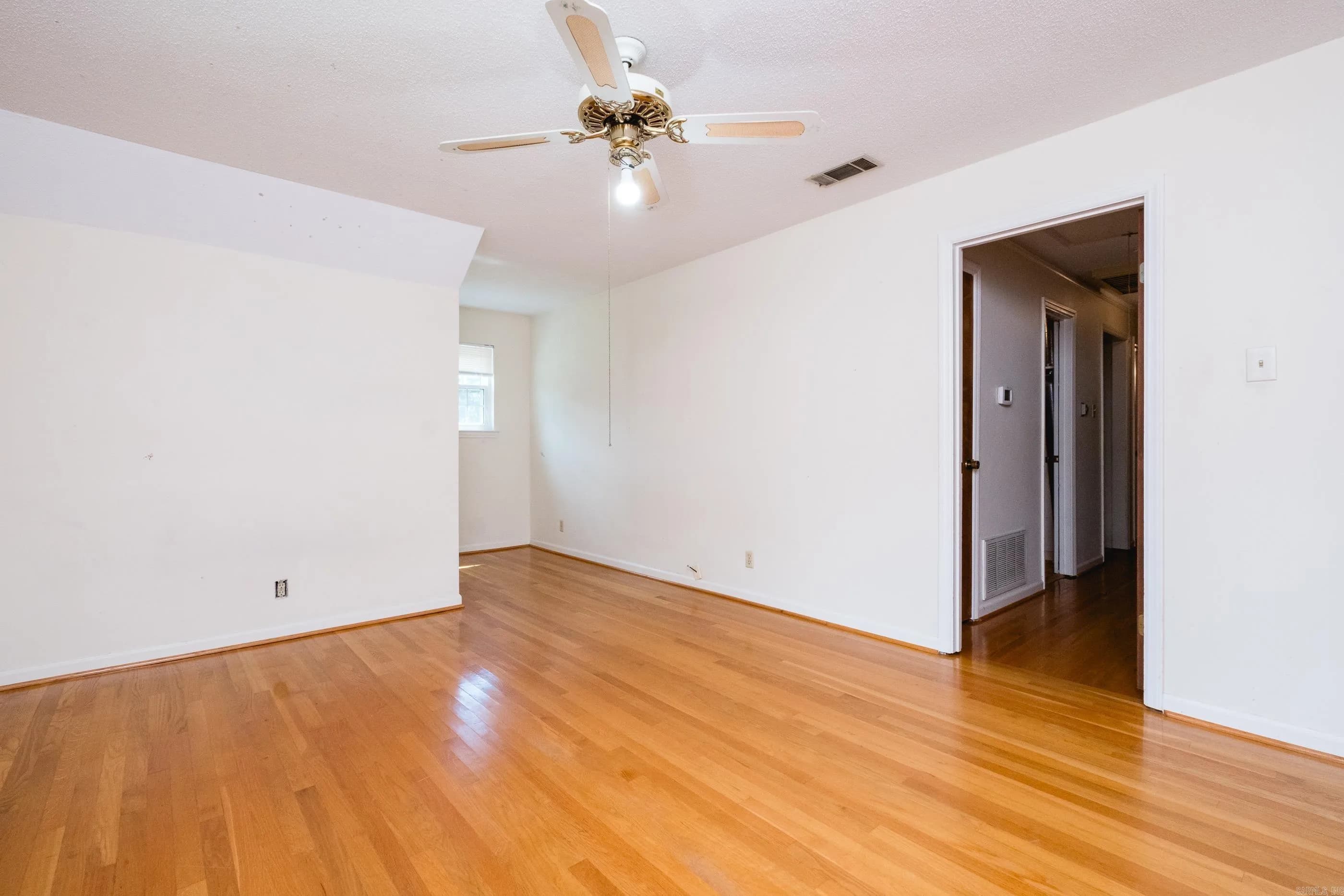 Property at 3011  Echo valley - Image 34