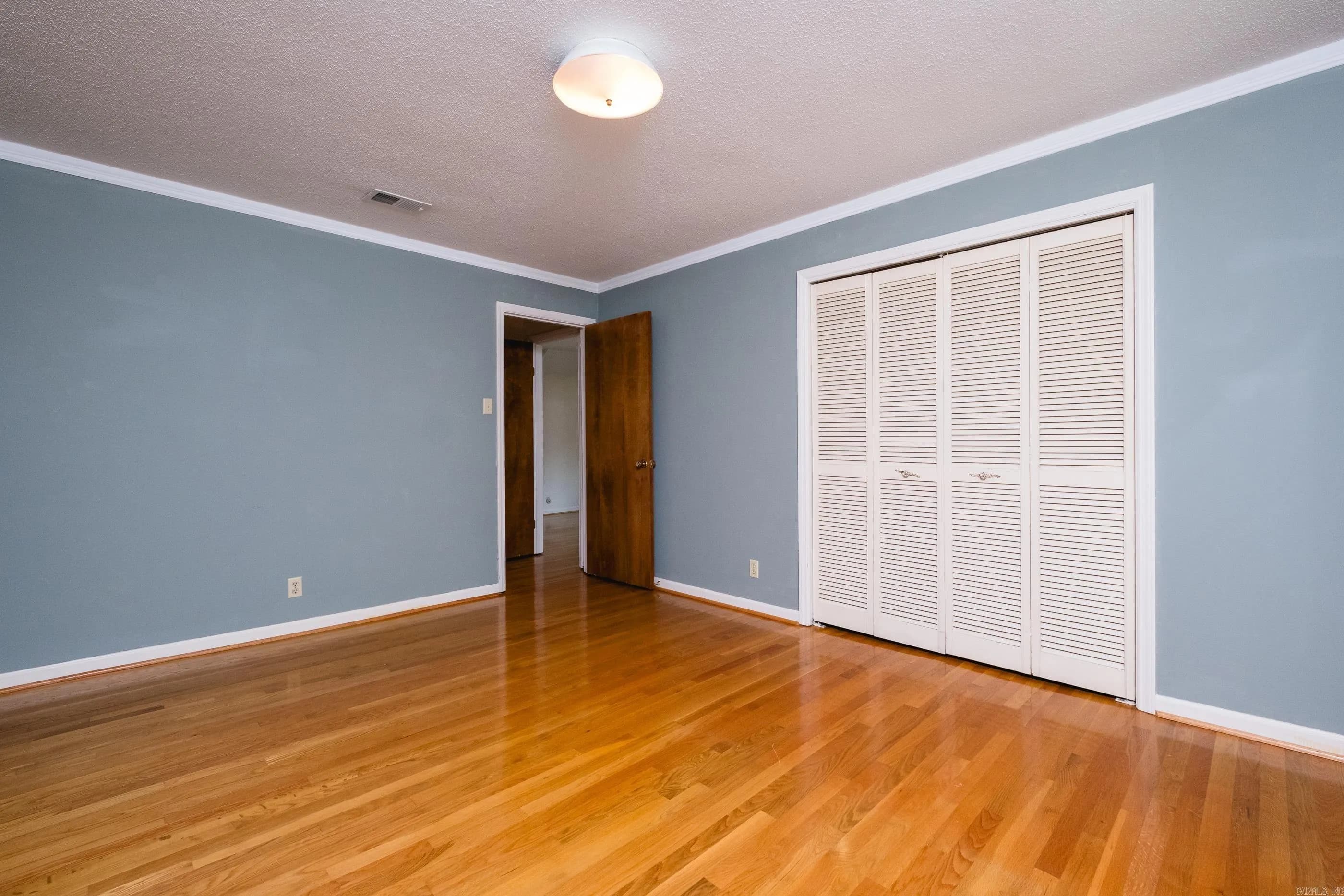Property at 3011  Echo valley - Image 36