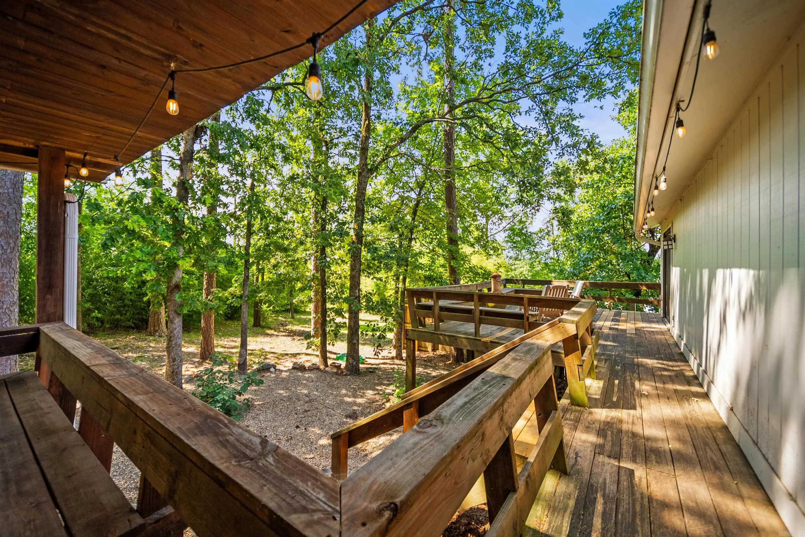 Property at 25  Point south ct - Image 34