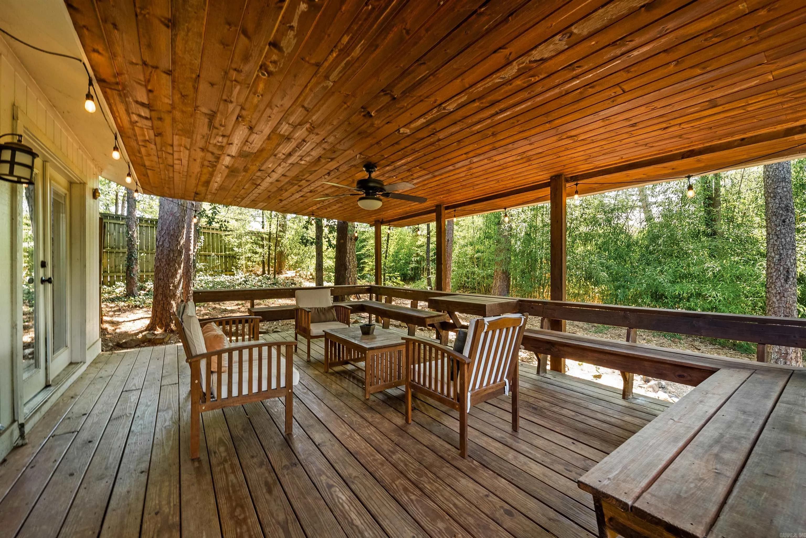 Property at 25  Point south ct - Image 38