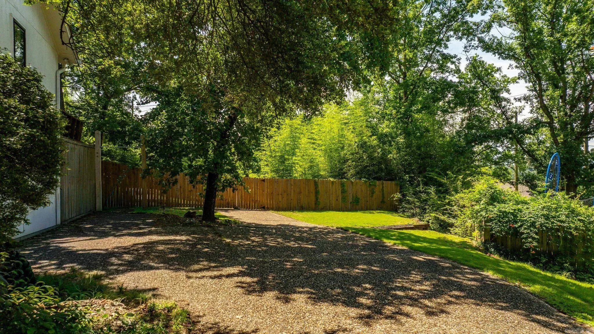 Property at 25  Point south ct - Image 50