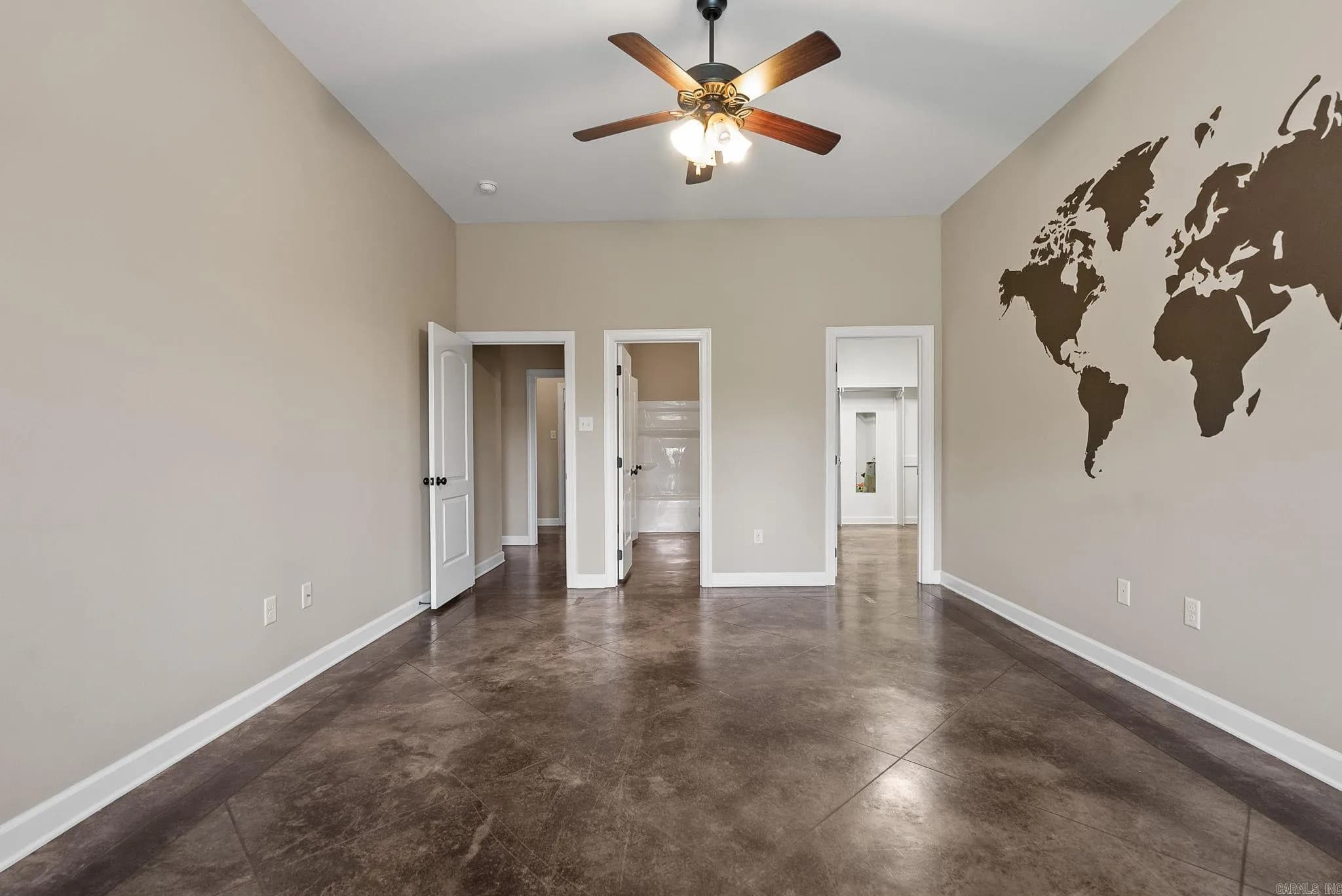 Property at 124  Crestview - Image 40