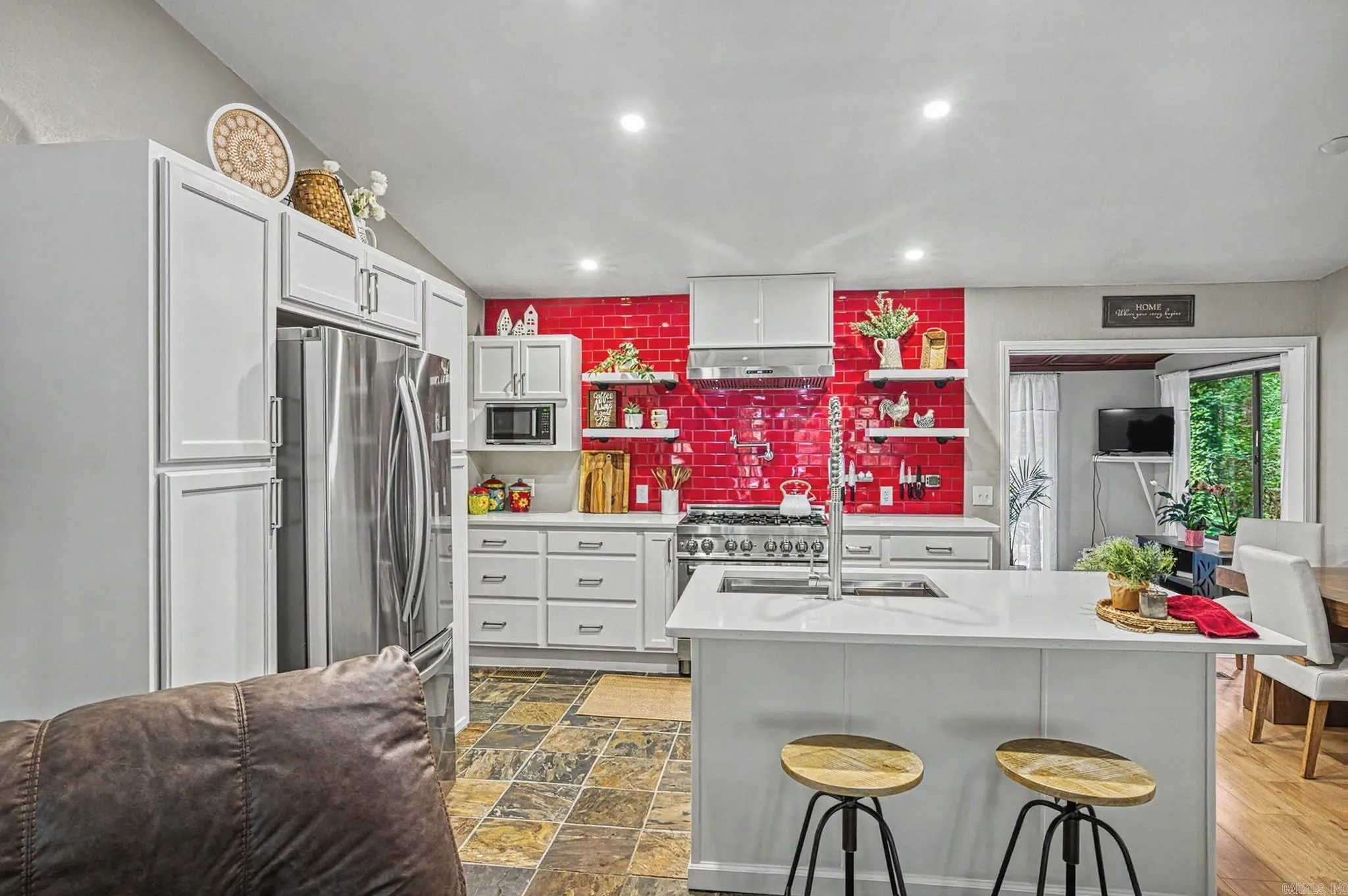 Property at 46  Herencia - Image 16