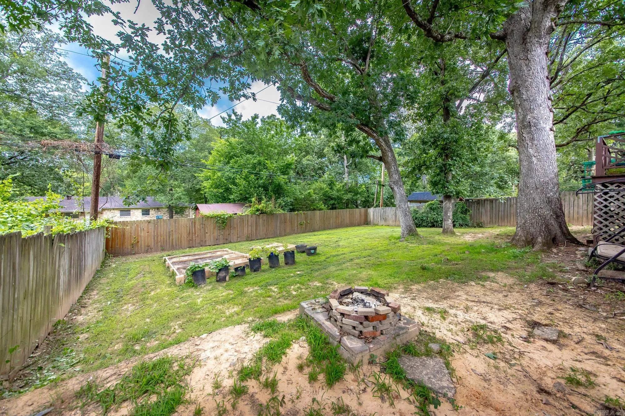 Property at 3519  Maple - Image 27