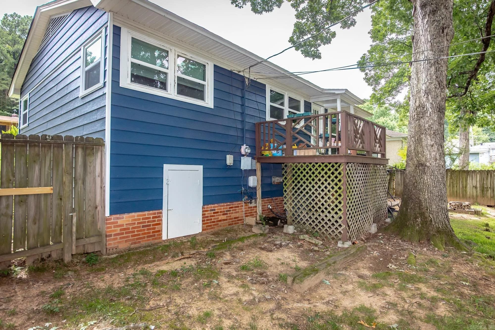 Property at 3519  Maple - Image 25