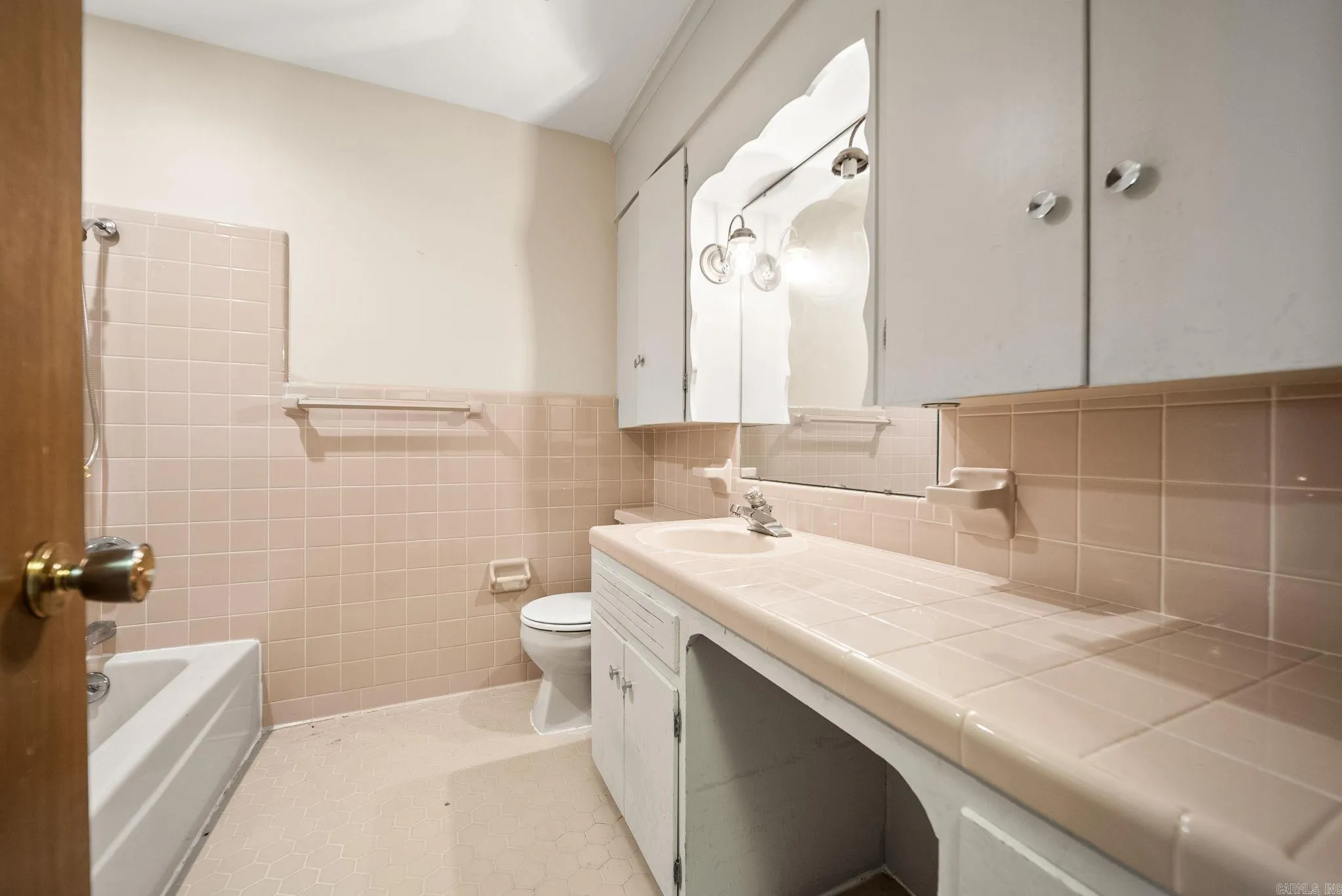 Property at 5108 N Vine - Image 21