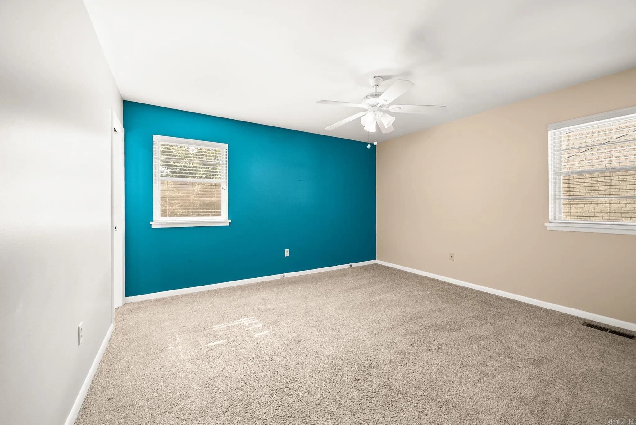 Property at 5108 N Vine - Image 25