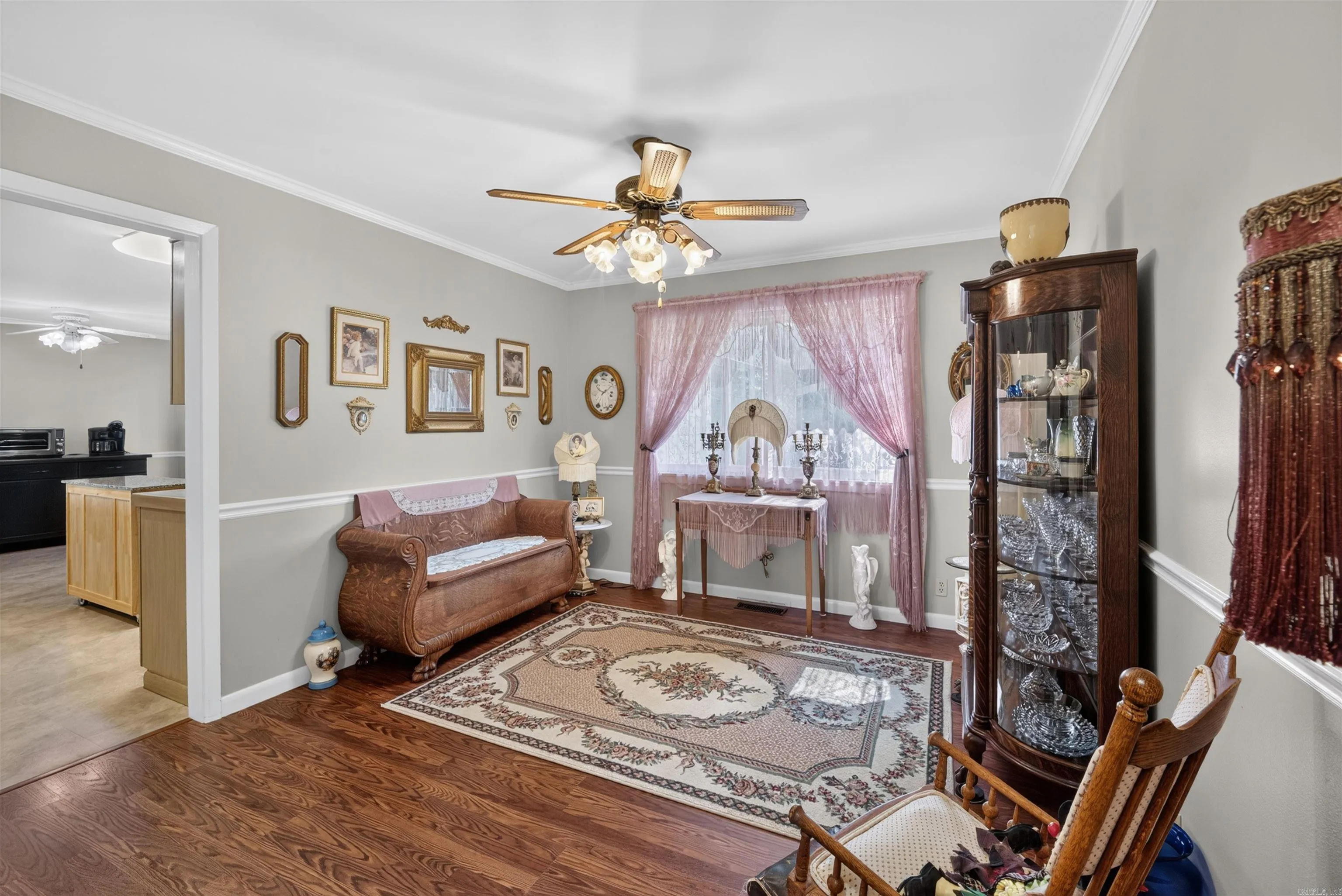 Property at 175  Thunder - Image 16