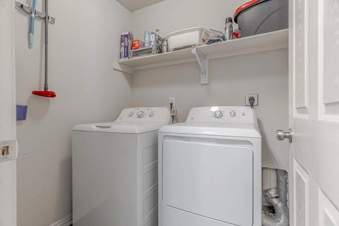Property at 4913  Prospector - Image 28