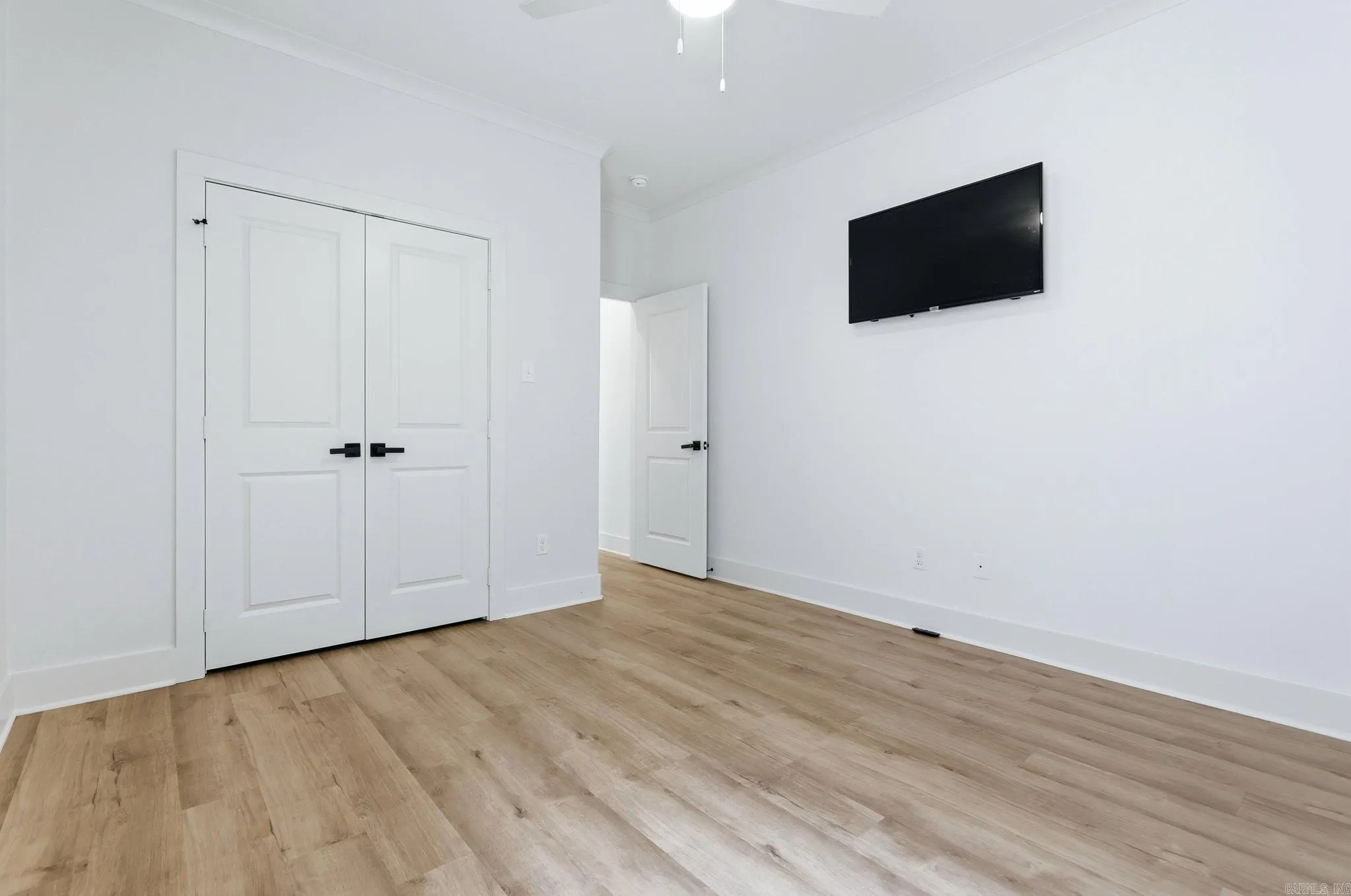 Property at 10  Short leaf - Image 33