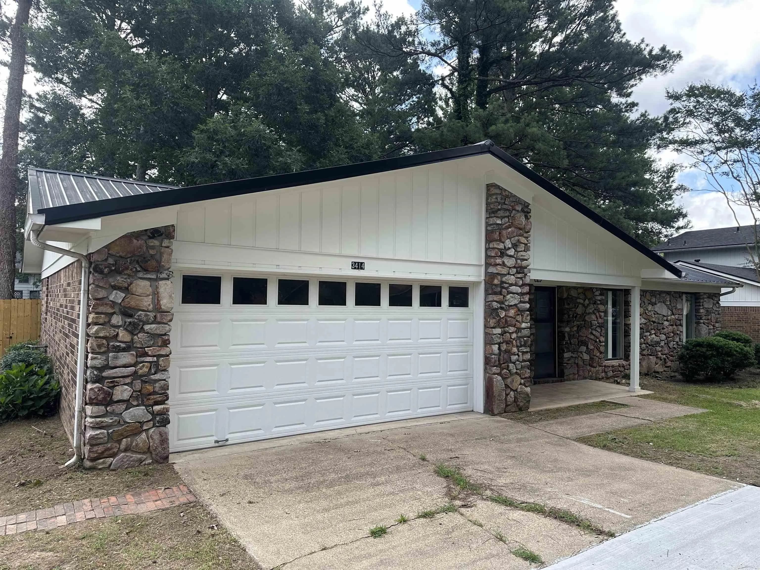 Property at 3414  Price - Image 28