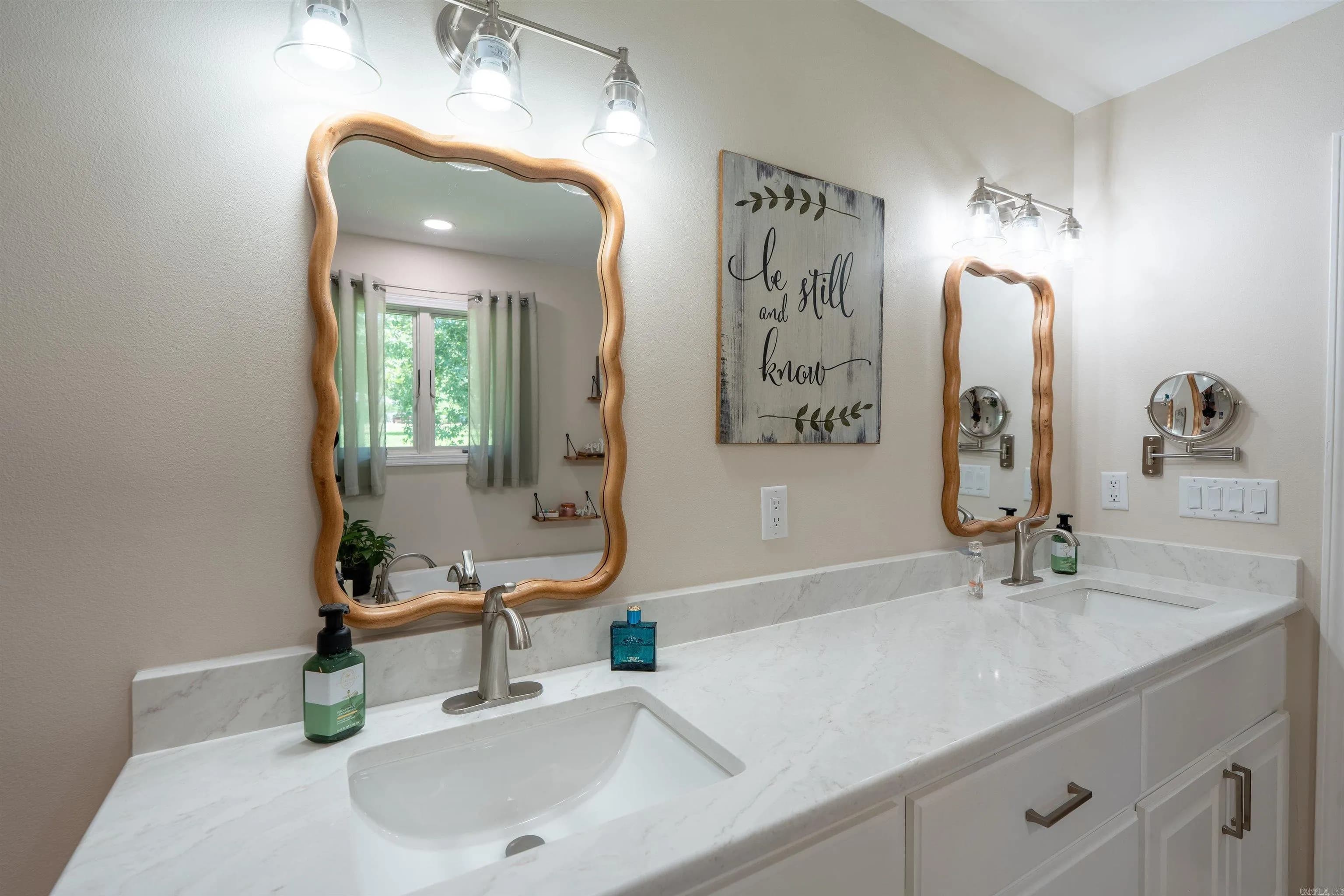 Property at 1021  Huntington - Image 21
