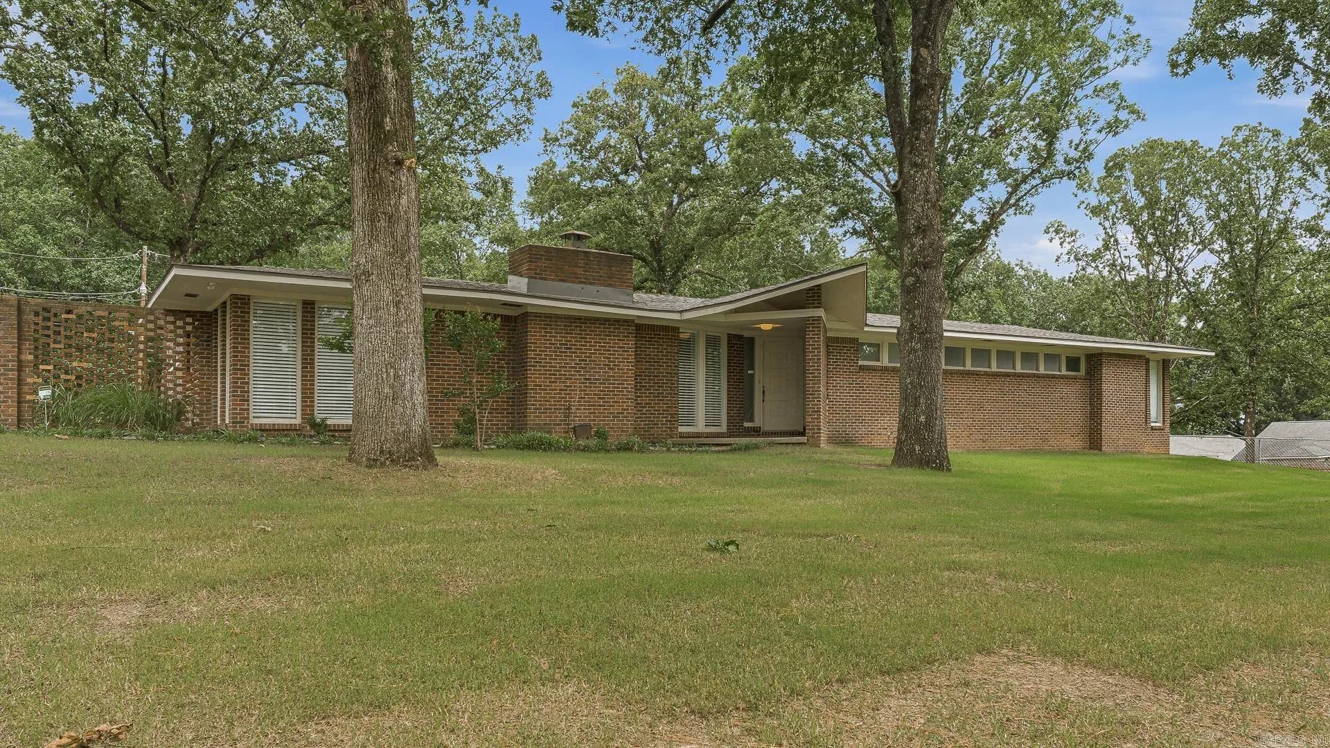 Property at 100  Holmes road - Image 1