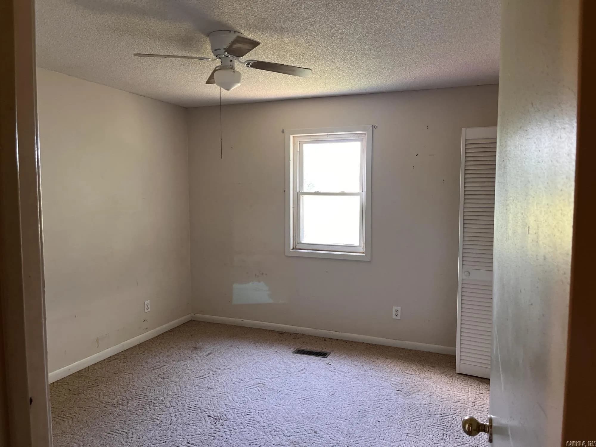 Property at 2116  Newberry - Image 15