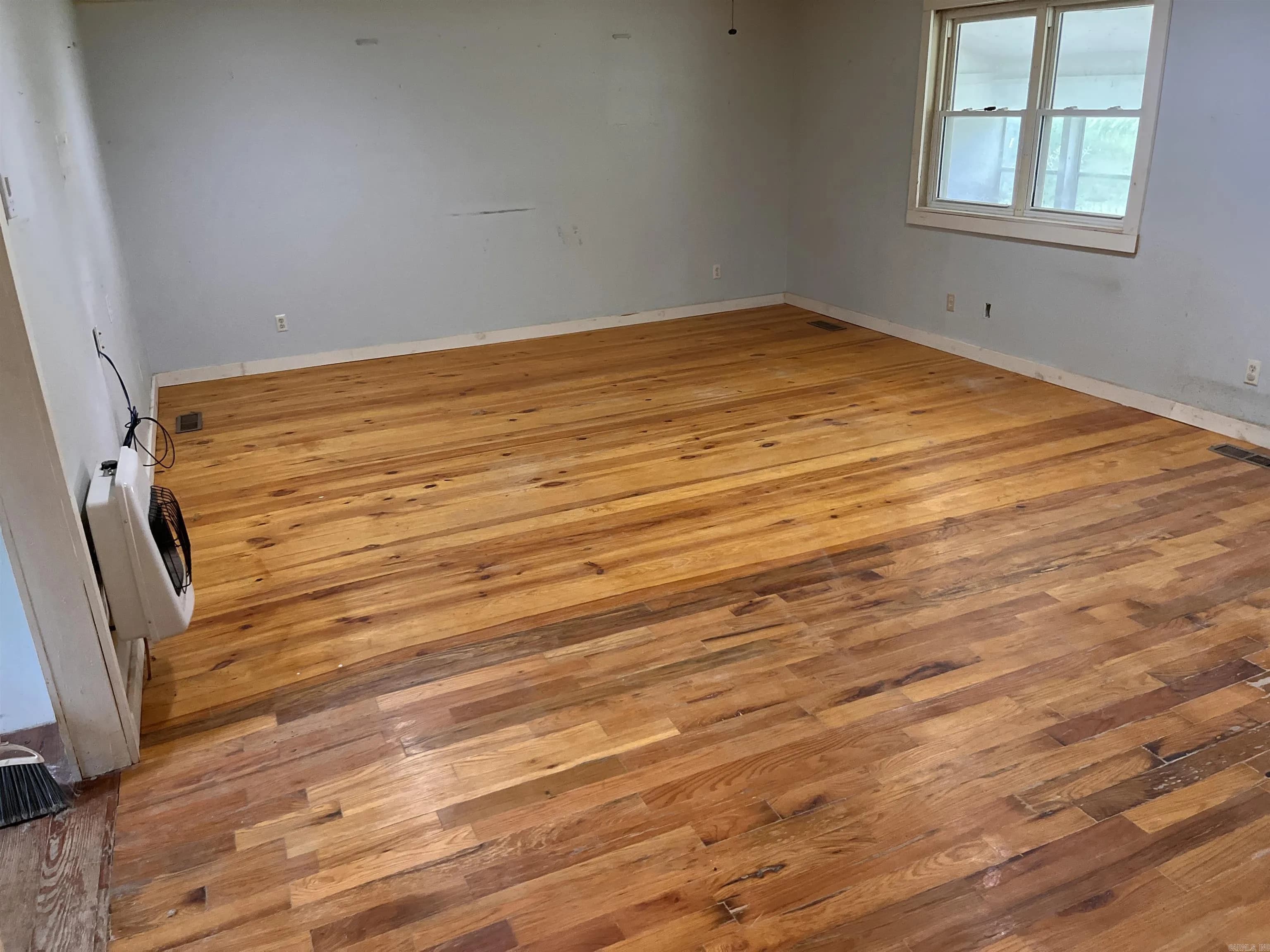 Property at 2116  Newberry - Image 26