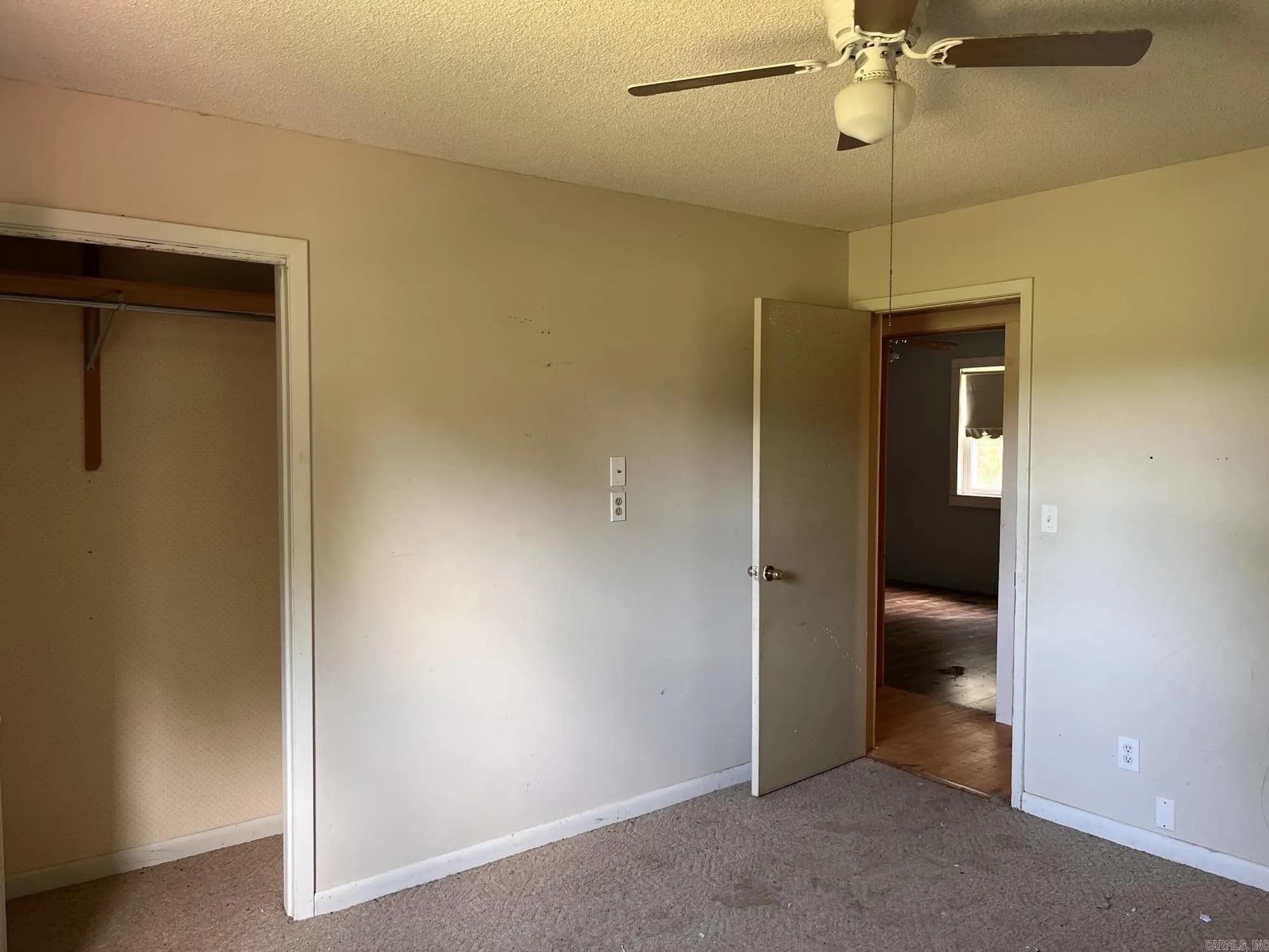 Property at 2116  Newberry - Image 16