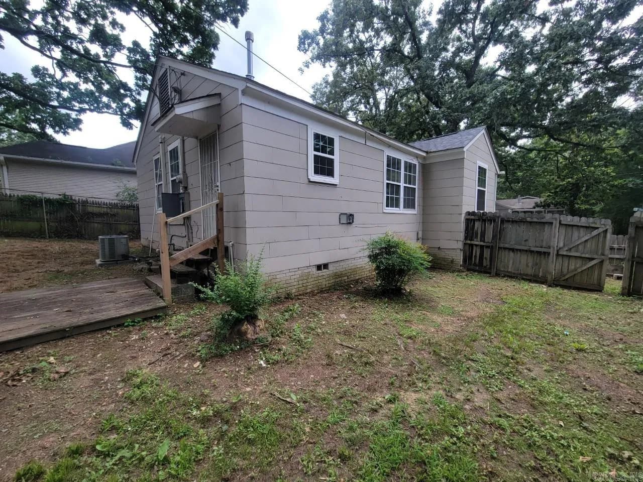 Property at 1701 S Pierce st - Image 1