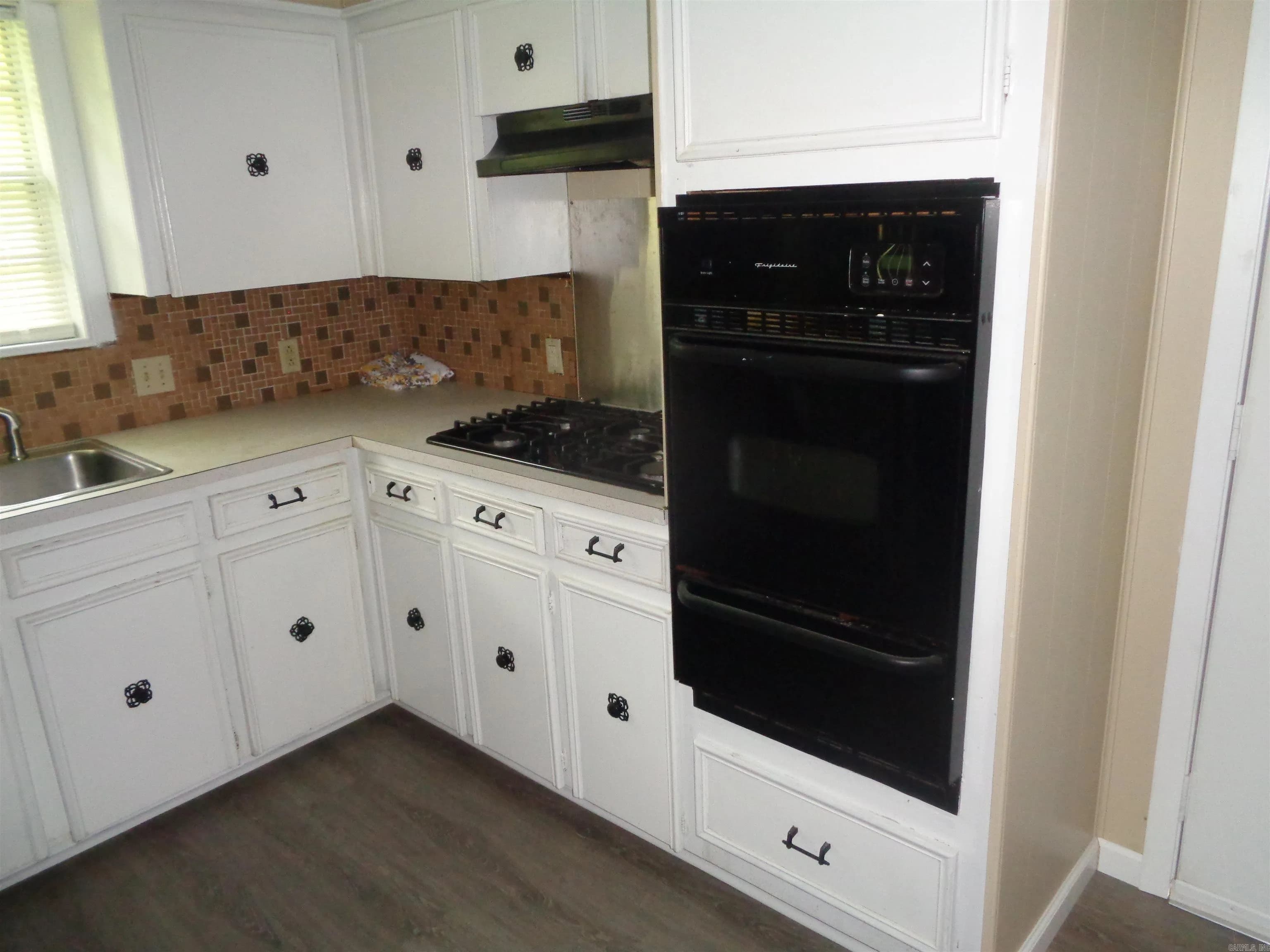 Property at 9729  Lanehart - Image 18