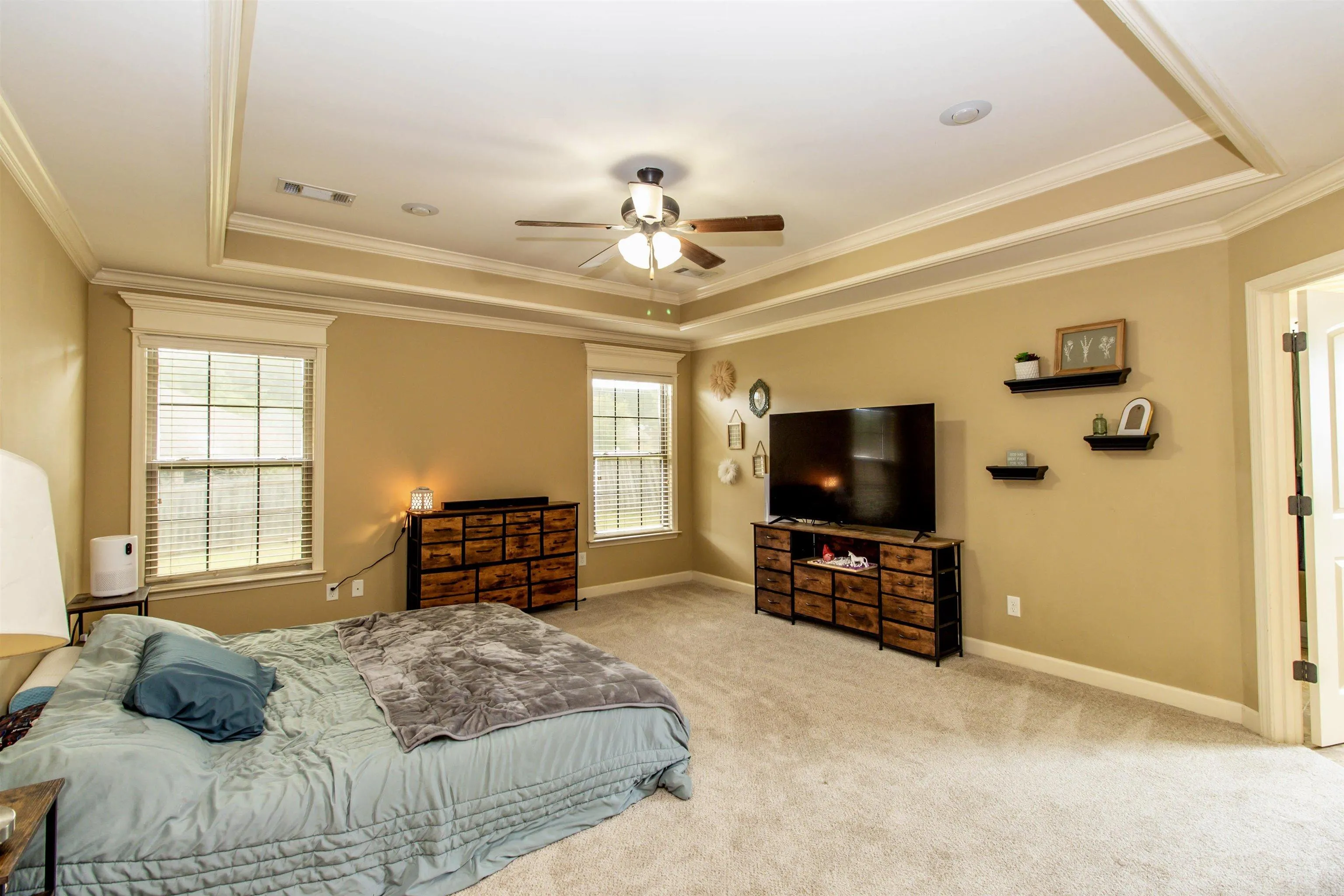 Property at 1304  Nature way - Image 13