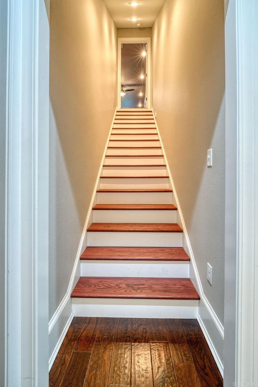 Property at 4910  Peachtree - Image 41