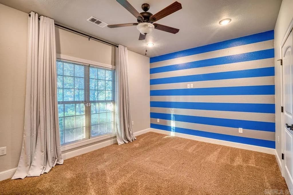 Property at 4910  Peachtree - Image 40