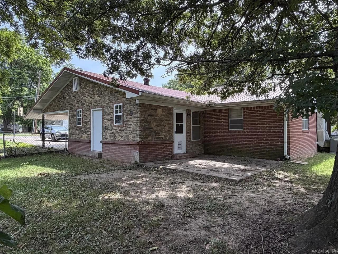 Property at 117  Lawrence st - Image 16