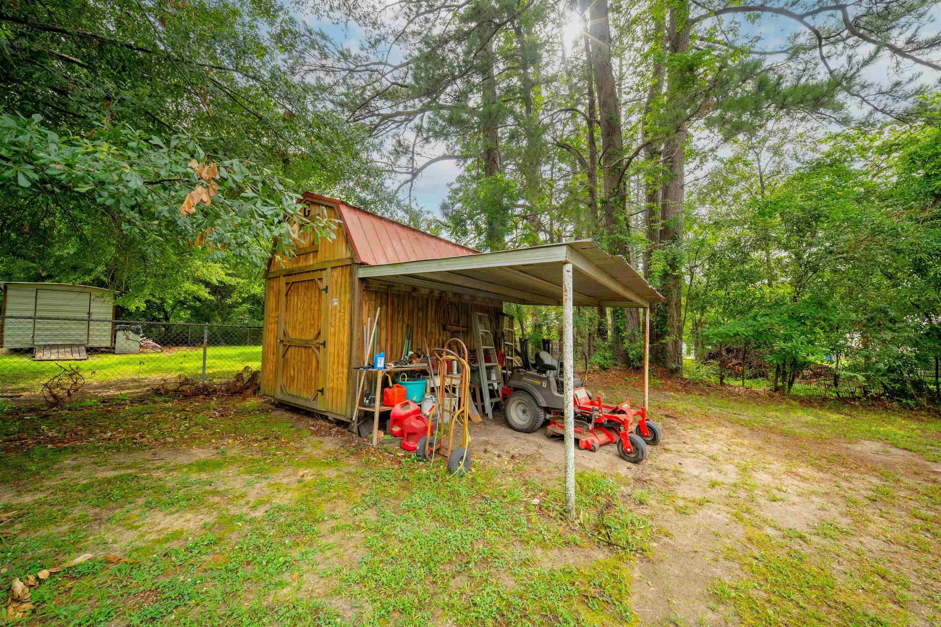 Property at 2532  Williams - Image 23