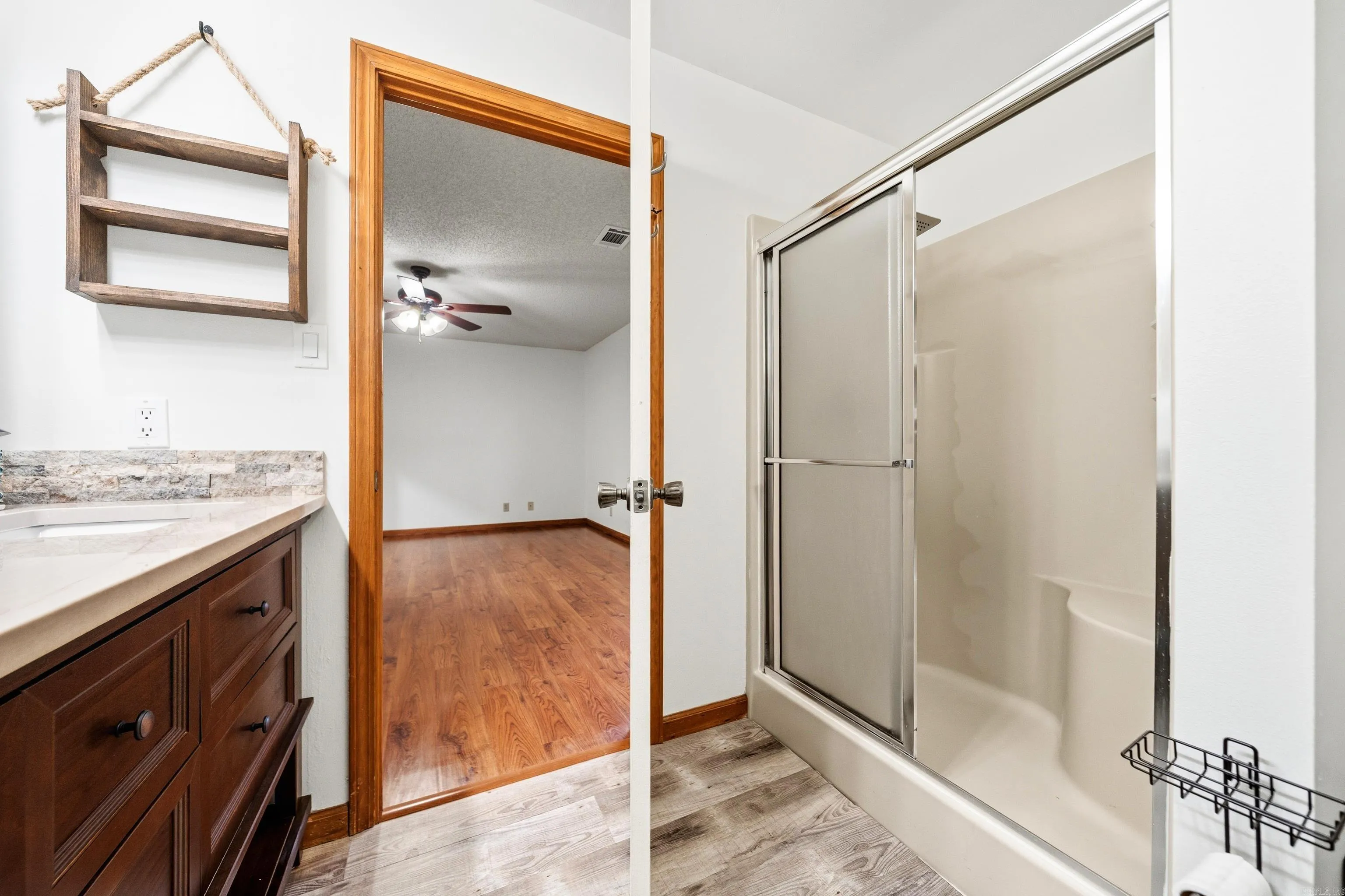 Property at 203  Chase - Image 23