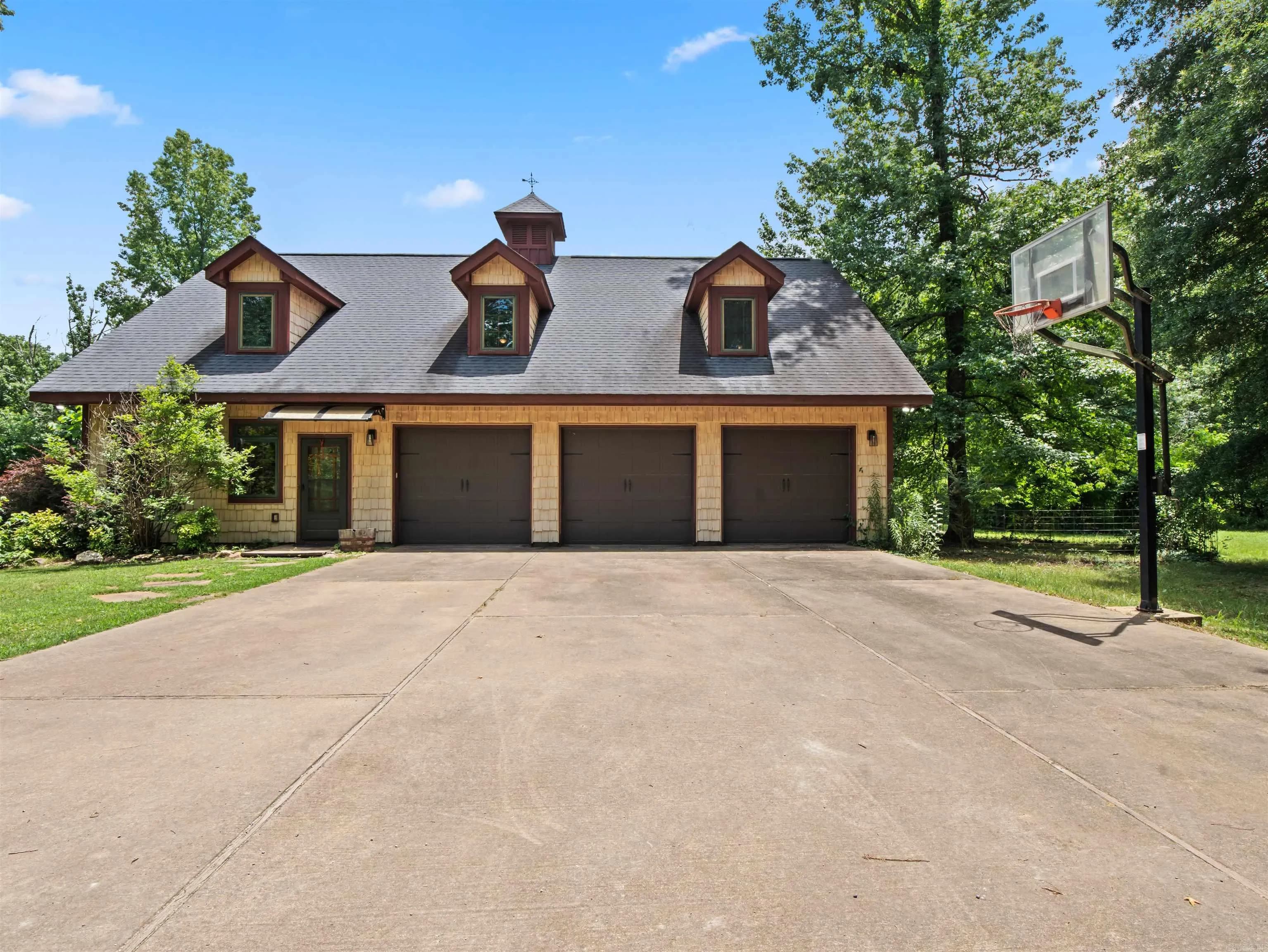 Property at 454  Clubhill - Image 36