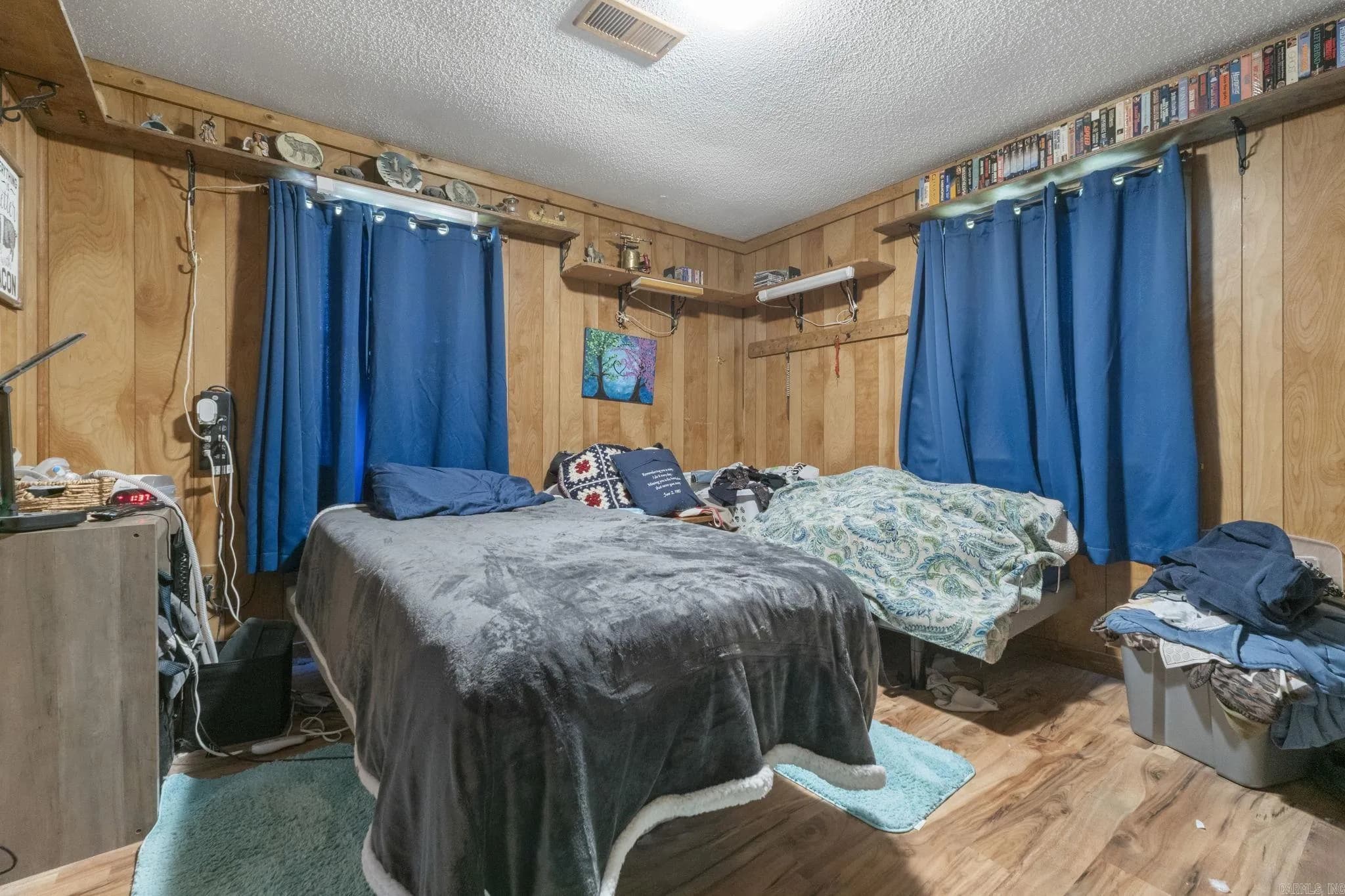 Property at 319  Wagon train road - Image 31