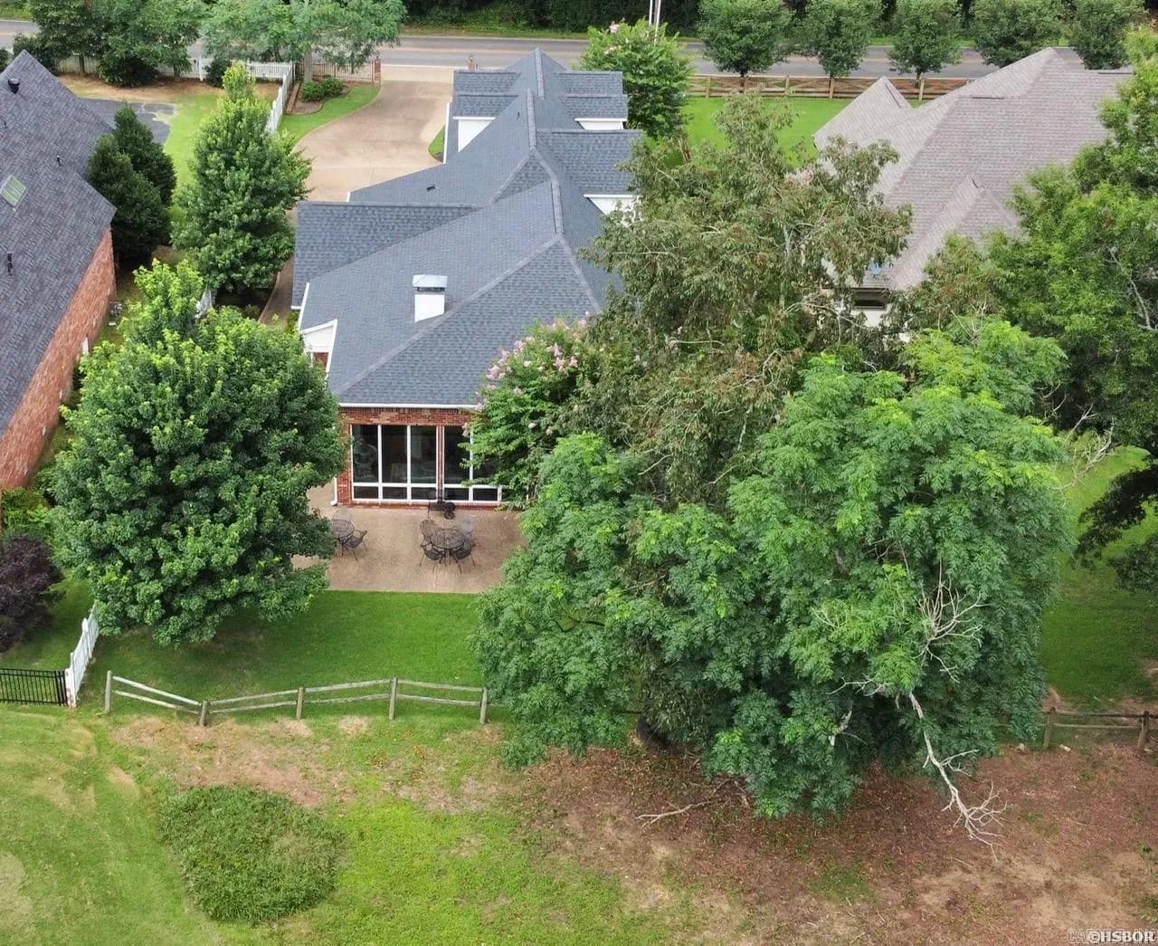 Property at 671  Shady grove - Image 40