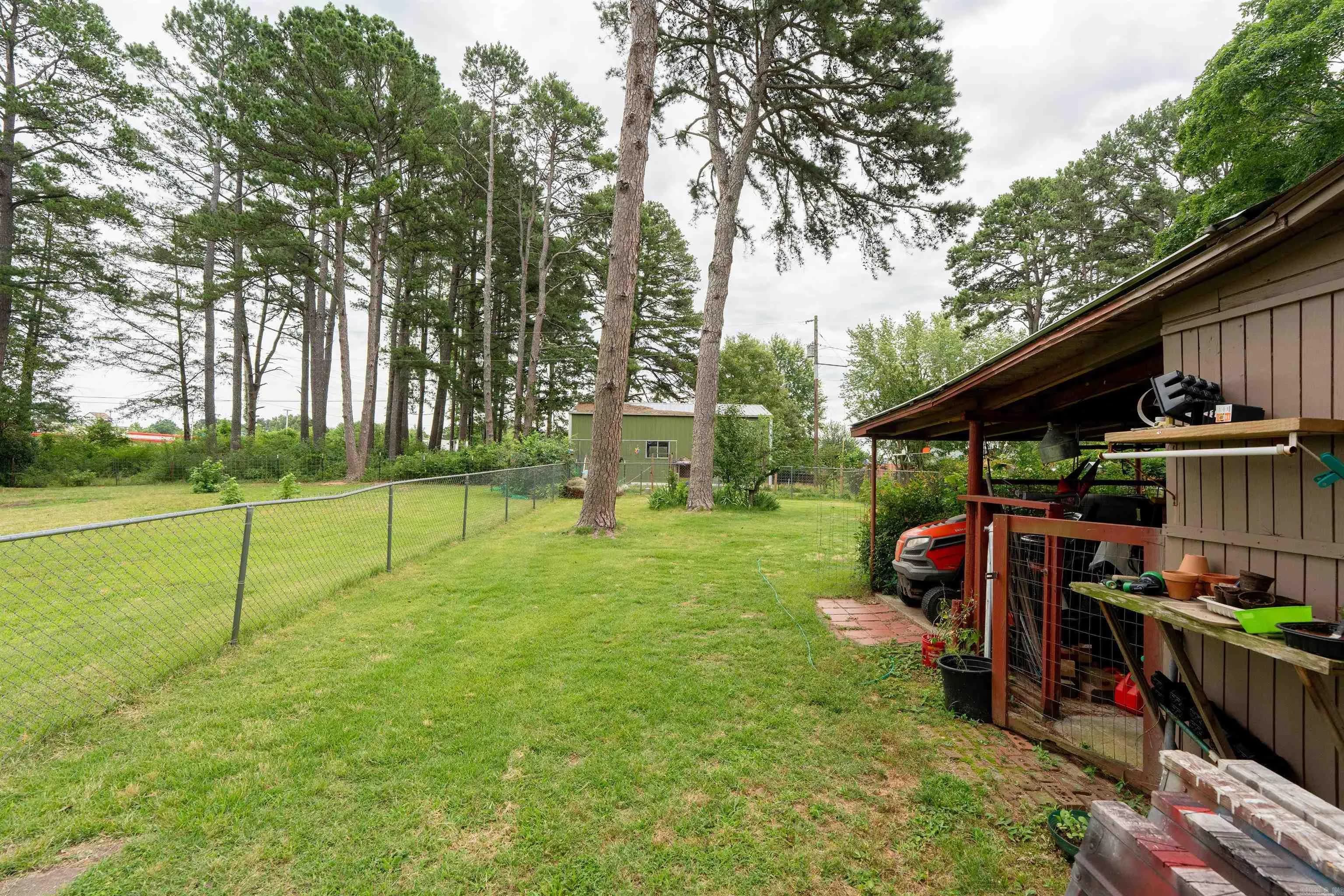 Property at 300  Lohawk - Image 45