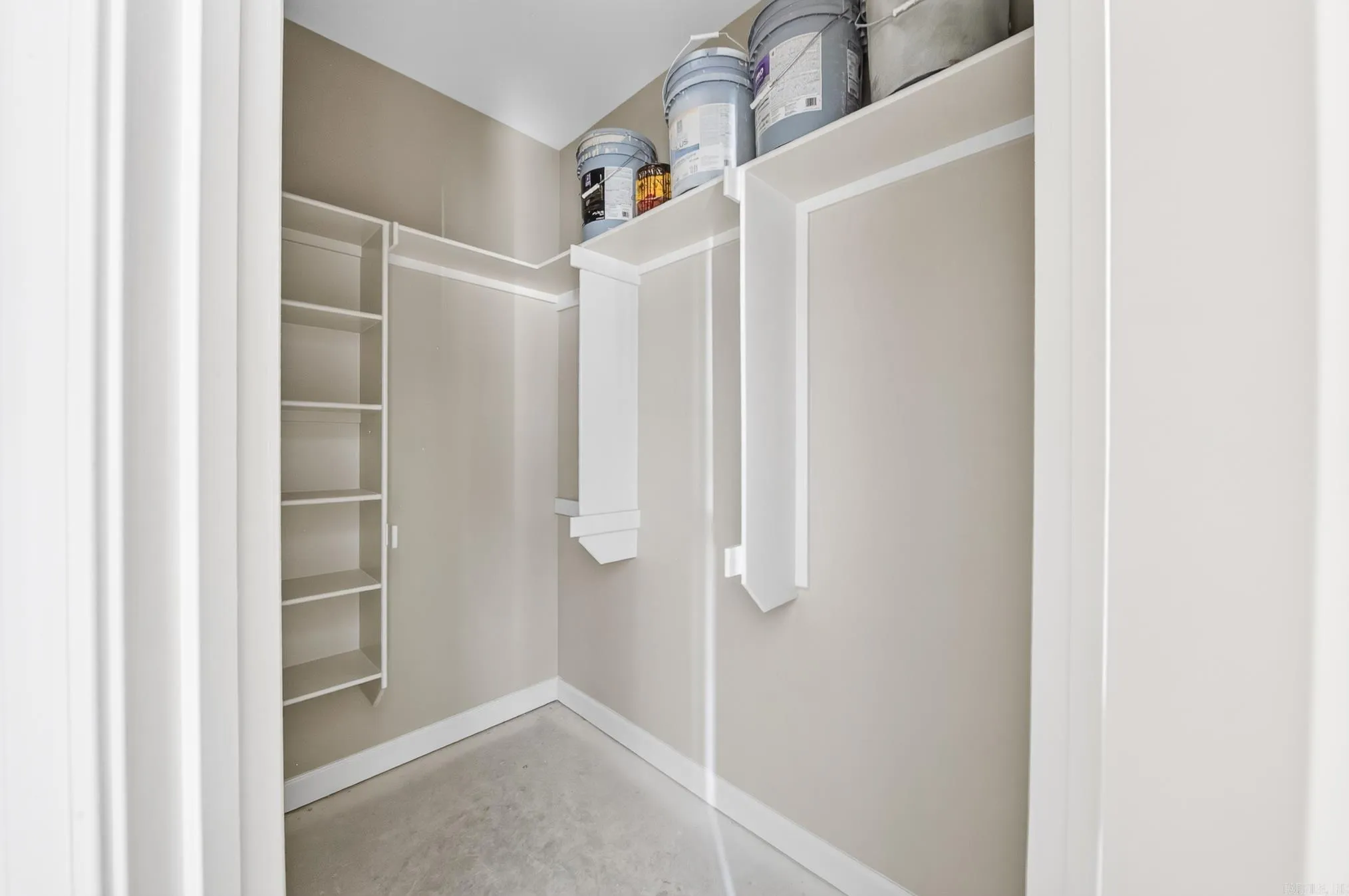 Property at 508  Valley oak - Image 28