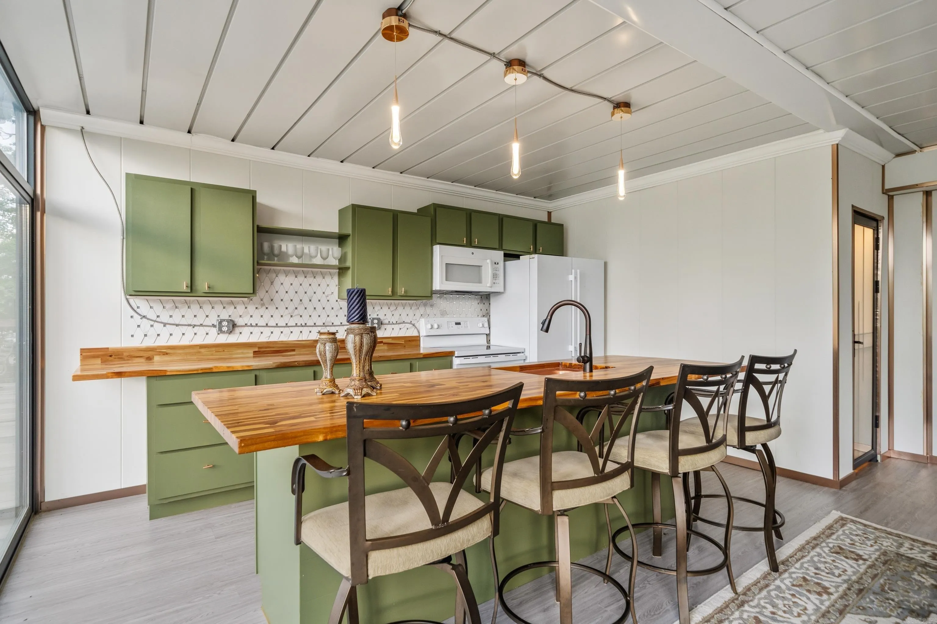 Property at 124  Waterfall - Image 13
