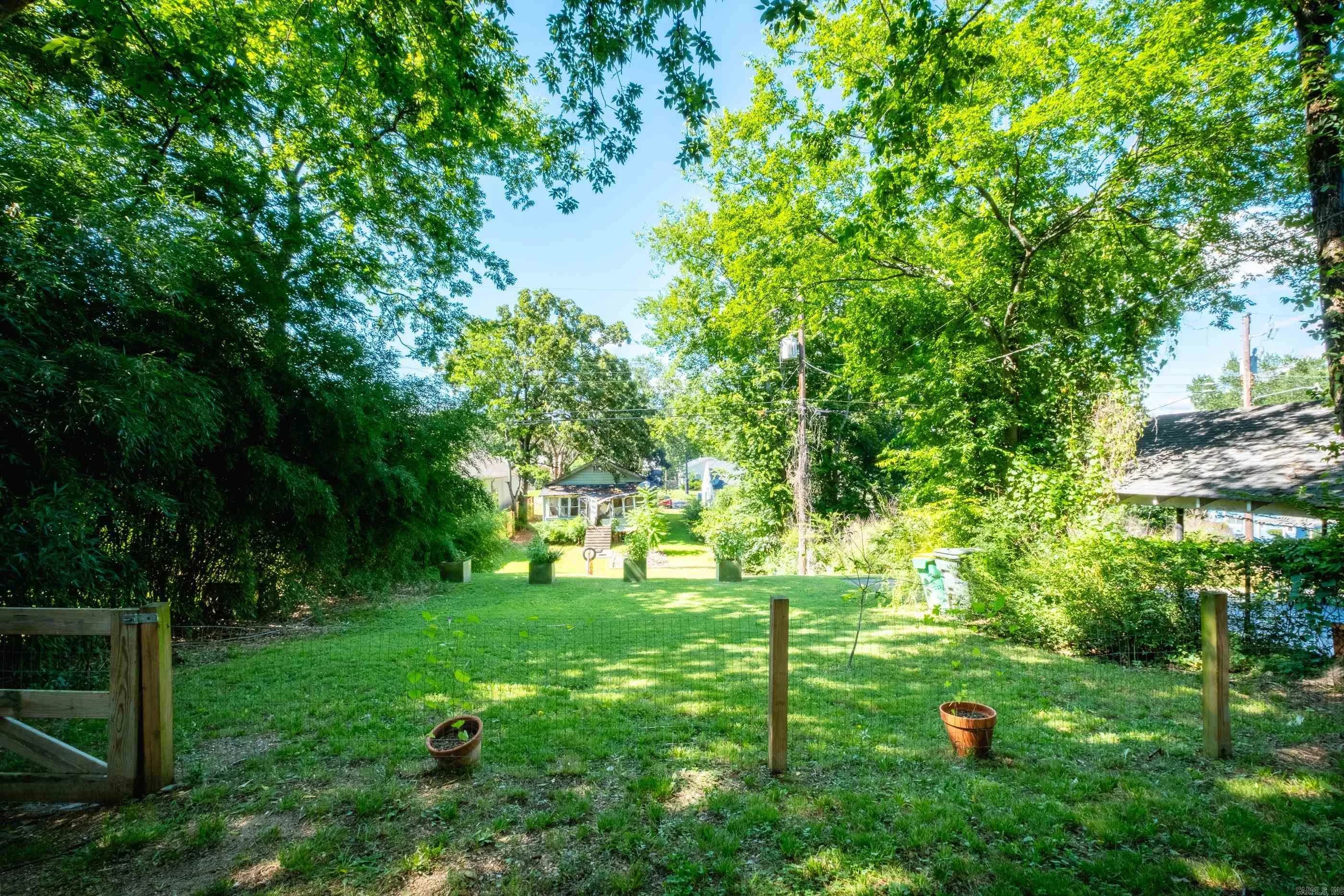Property at 3302  Lamar - Image 37