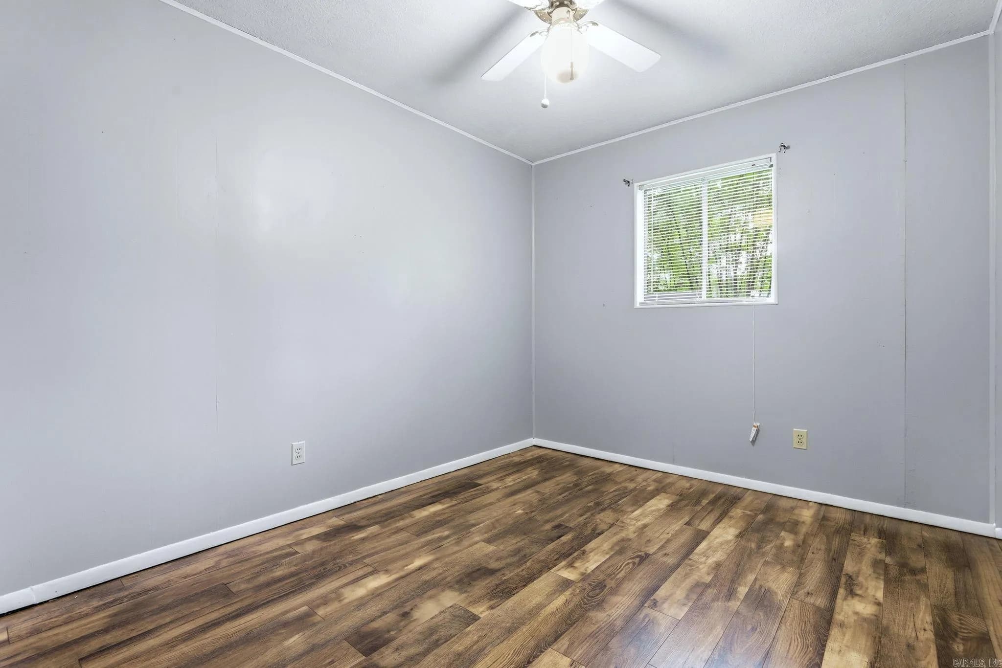 Property at 2515 N Lakeview - Image 15