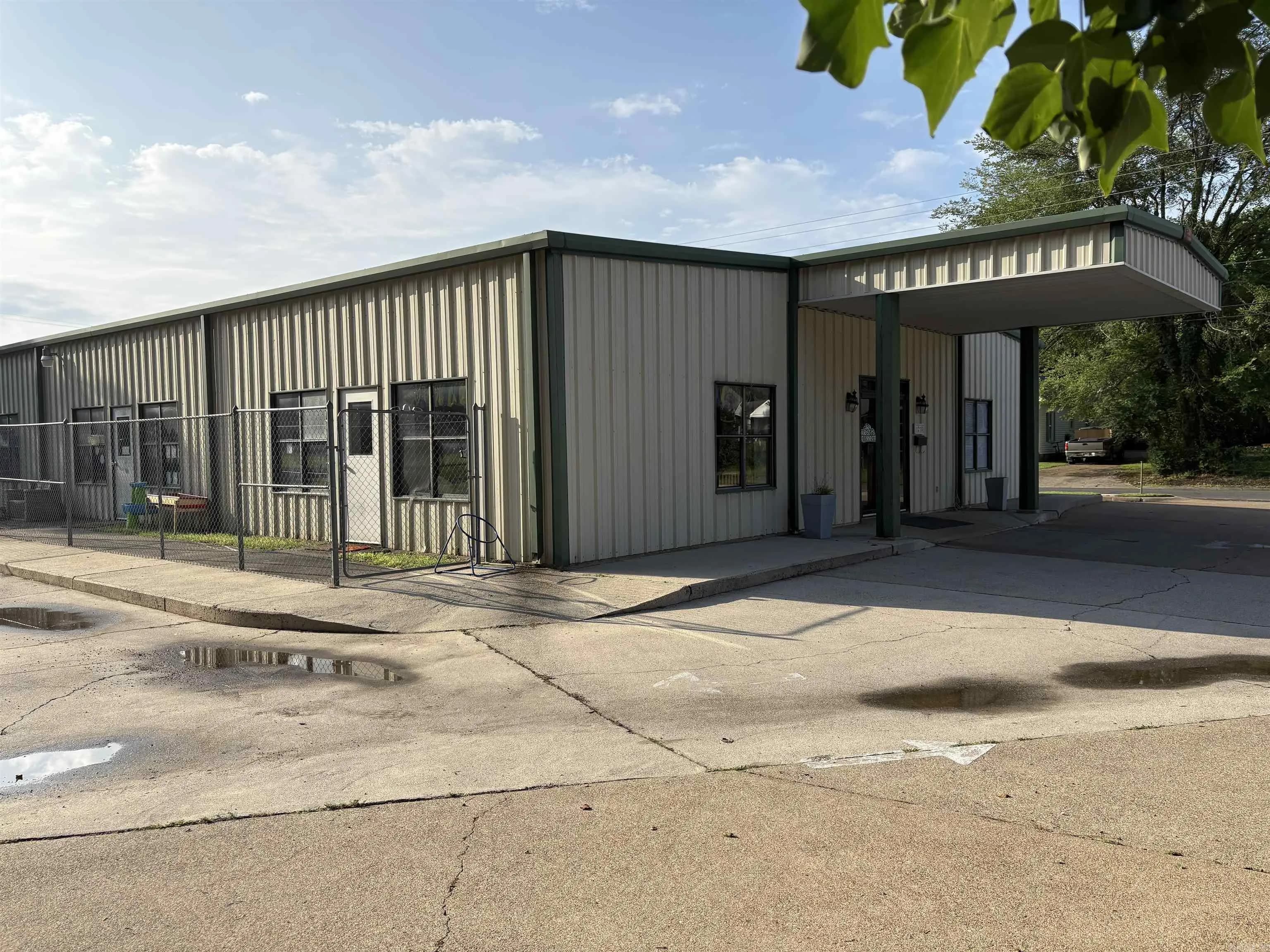 Property at 1218 & 1224  Walnut - Image 2