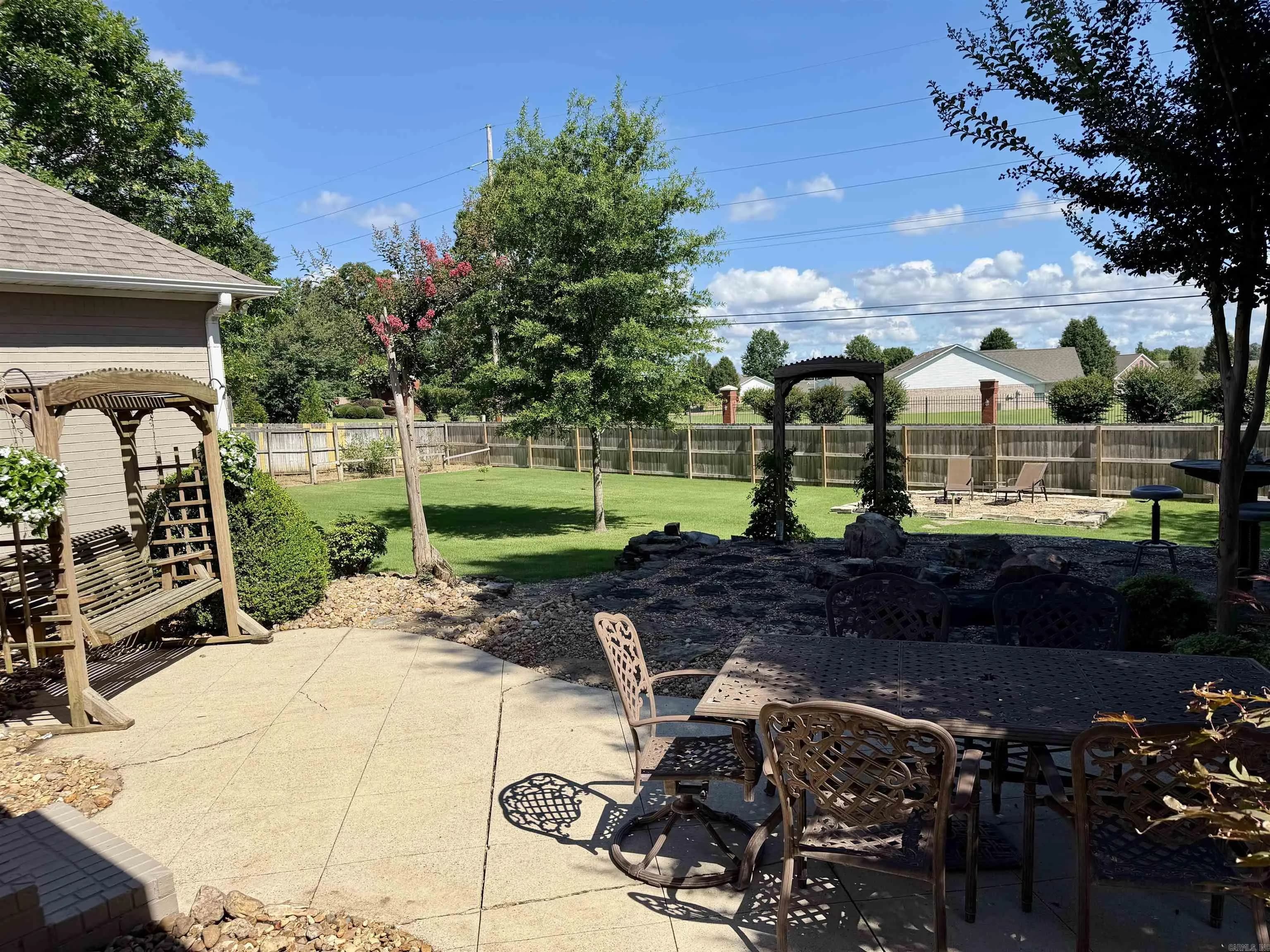 Property at 3  Victor - Image 2