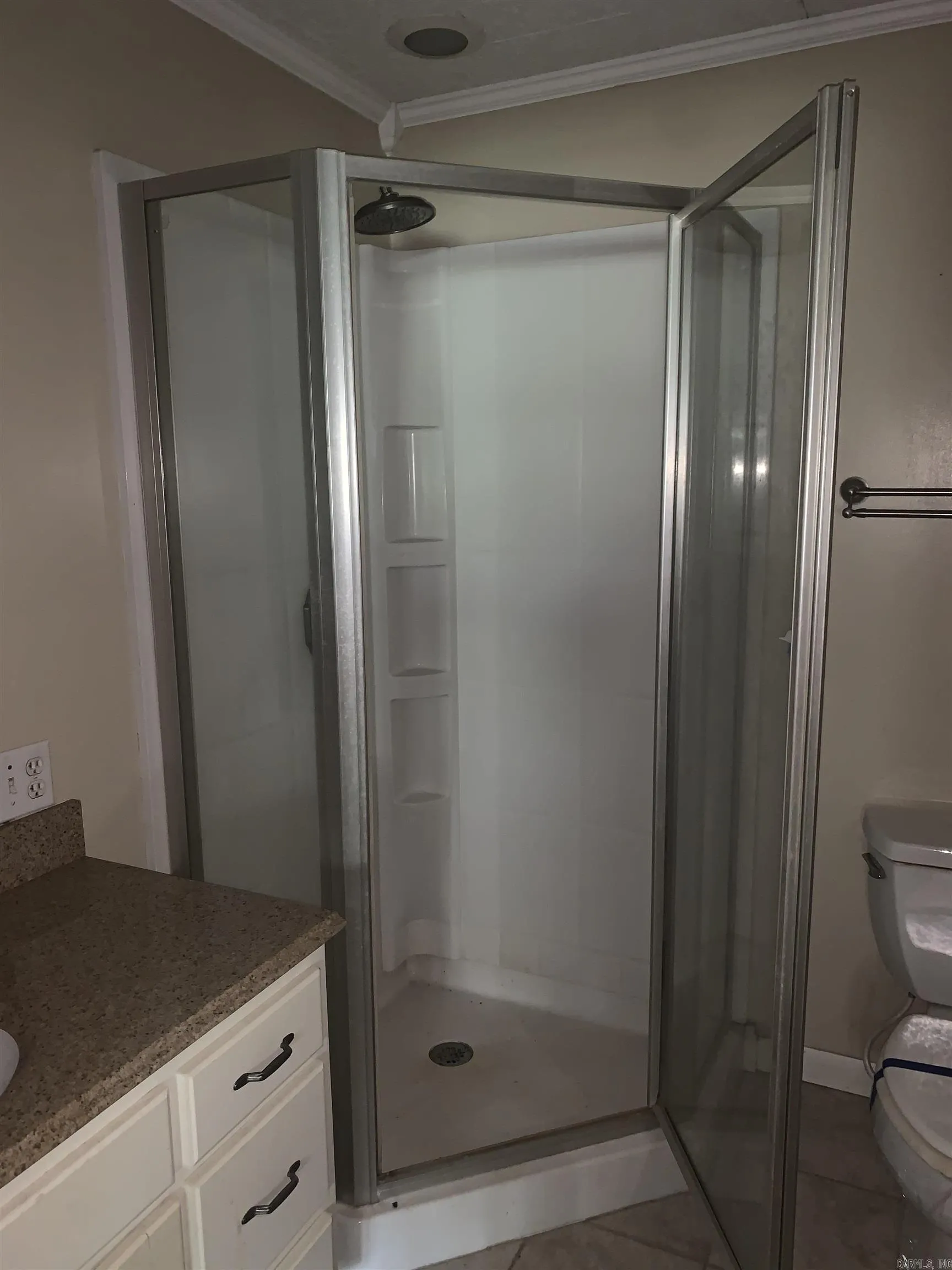 Property at 514 W Maxwell - Image 25