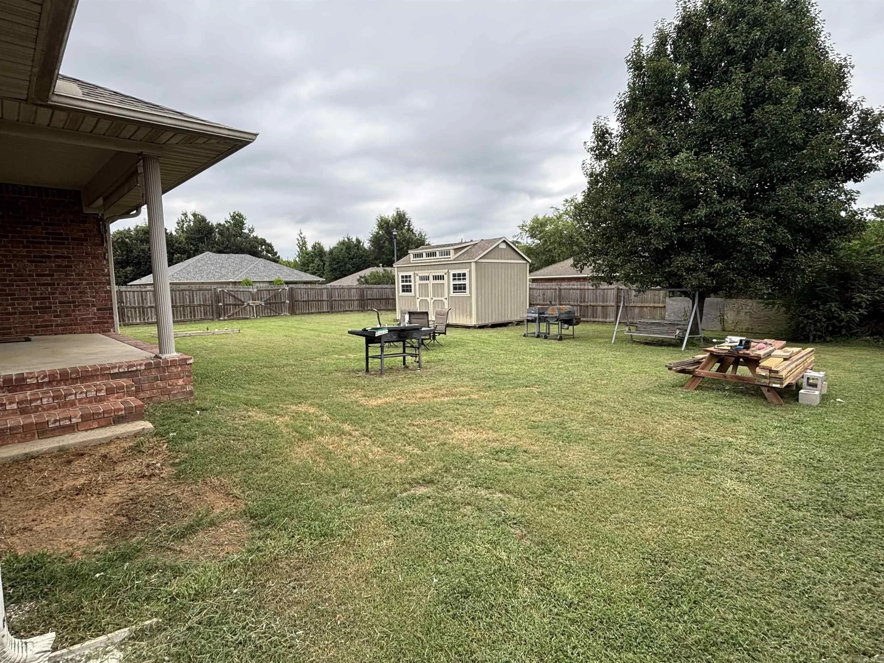 Property at 14  Windsor park - Image 4